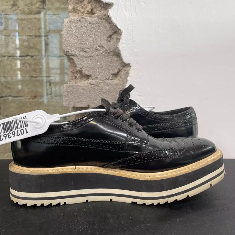 Prada Prada Platform Shoes Size 35.5-2506 Size US 6 / IT 36 - 4 Thumbnail