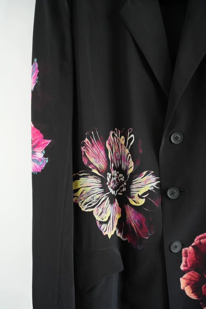 Yohji Yamamoto Yohji Yamamoto size 4 25 SS asymmetric floral silk blazer Size 38R - 5 Thumbnail