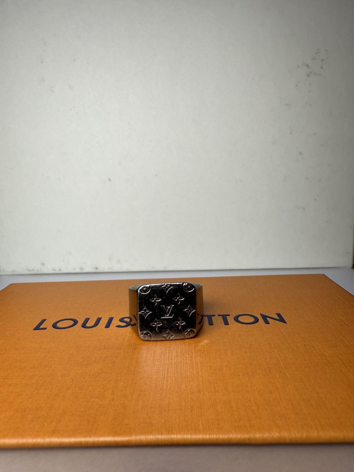 Louis Vuitton Louis Vuitton Signet Ring Size ONE SIZE - 2 Thumbnail