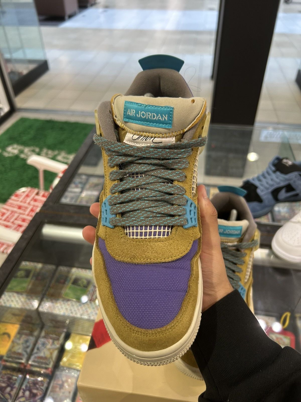 Jordan Brand × Union LA Jordan 4 Union desert moss Size US 9 / EU 42 - 6 Thumbnail