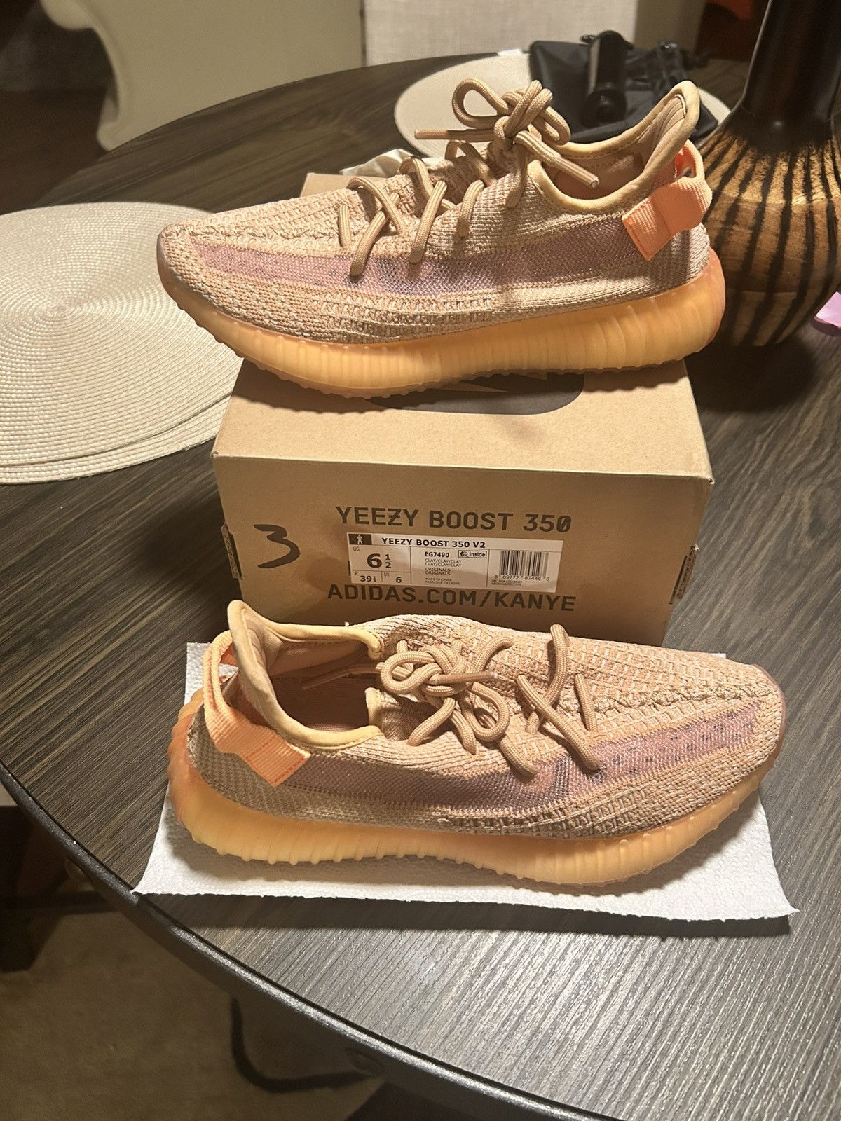Yeezy Yeezy Boost 350 V2 Clay Originals Size US 6.5 / EU 39-40 - 1 Thumbnail
