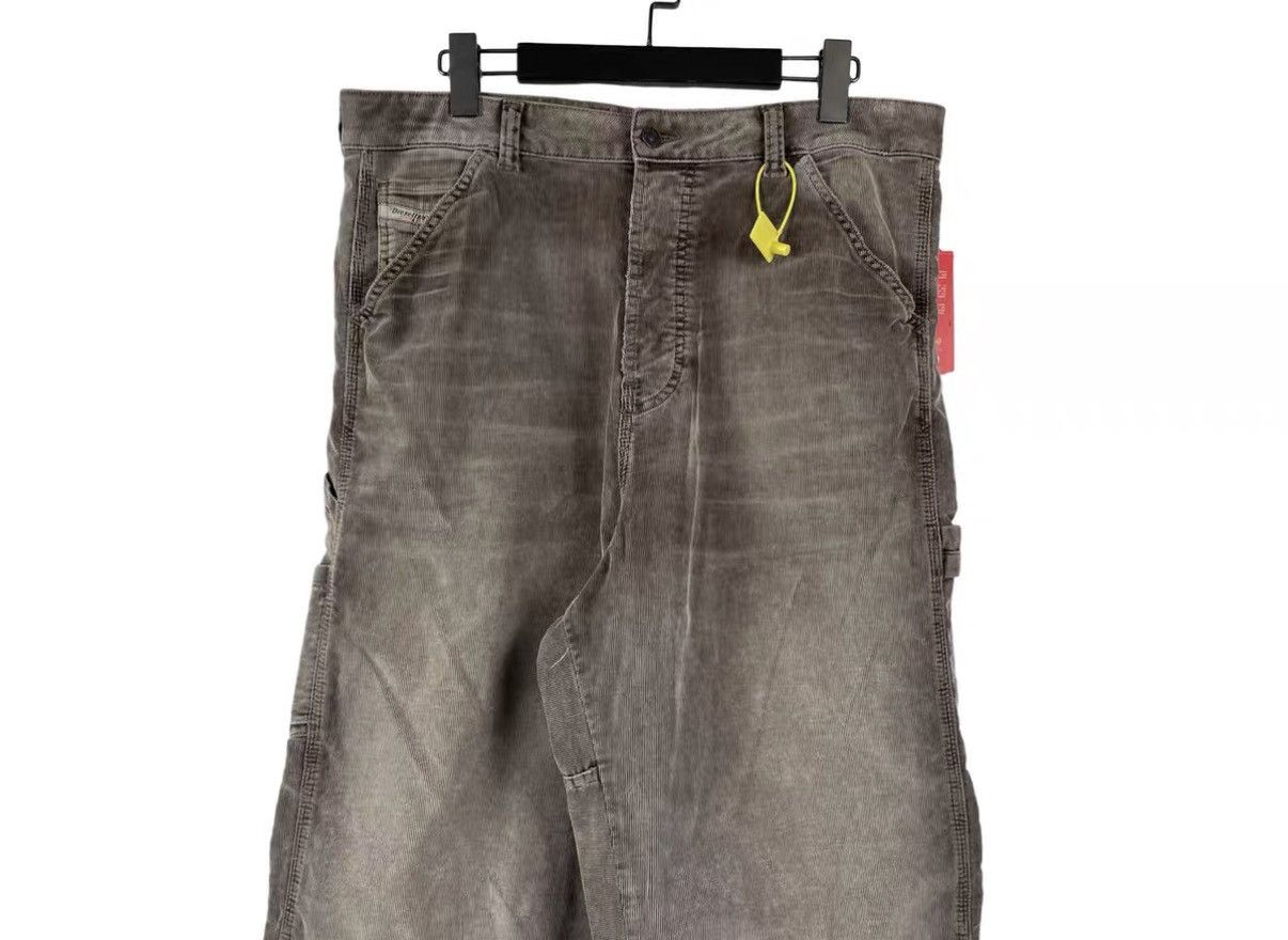 Diesel DIESEL SS24 Corduroy Logger Wide-Leg Pants J31 Size US 31 - 4 Thumbnail