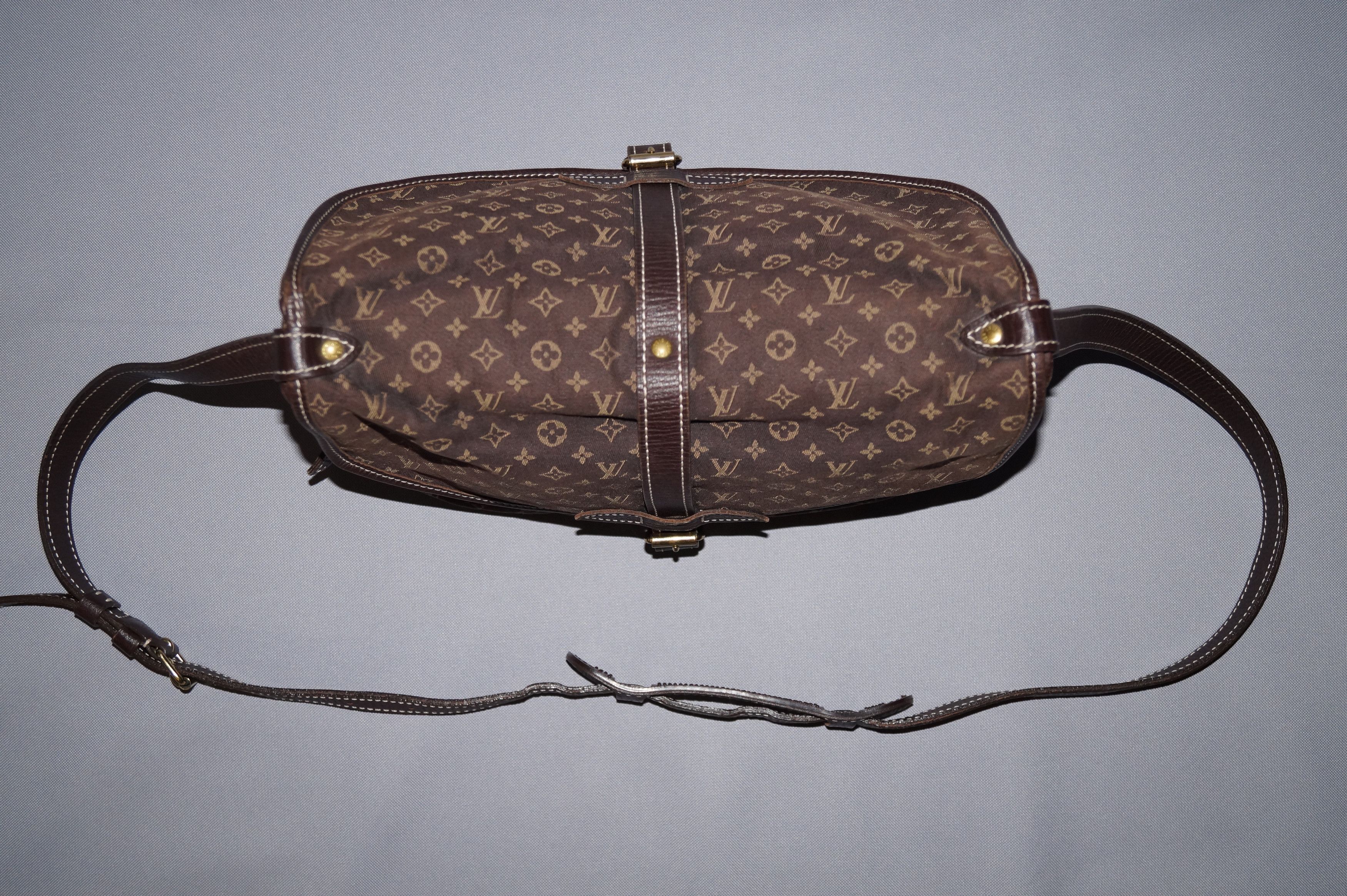 Louis Vuitton Louis Vuitton Saumur shoulder bag Monogram canvas Size ONE SIZE - 7 Thumbnail