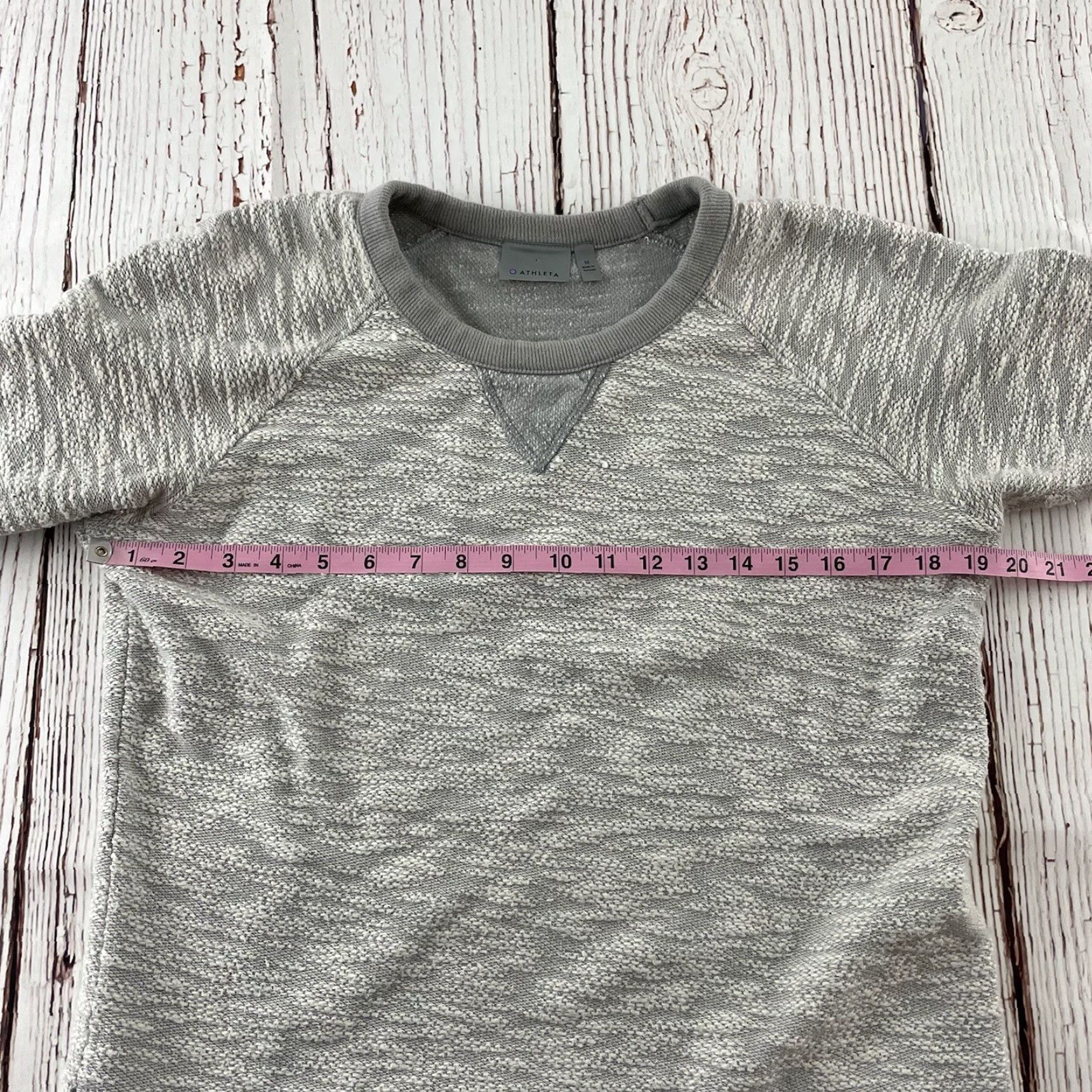 Athleta Athleta Sweatshirt Long Sleeve Pullover Women M Gray Beige ACTIVEWEAR Size M / US 6-8 / IT 42-44 - 3 Thumbnail