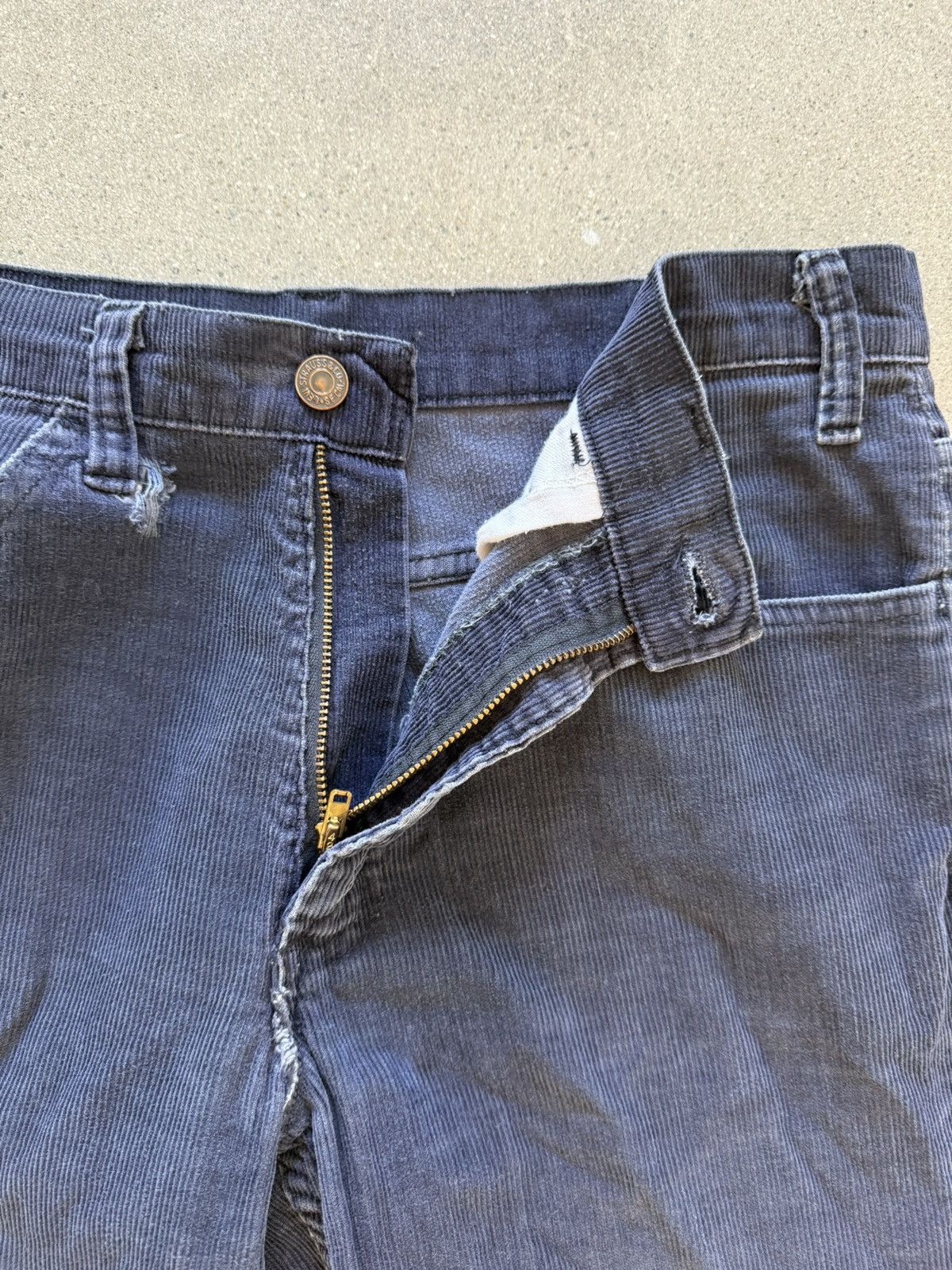 Levi's Vintage Clothing 1970’s Levi’s Bell Bottoms Size US 32 / EU 48 - 2 Thumbnail