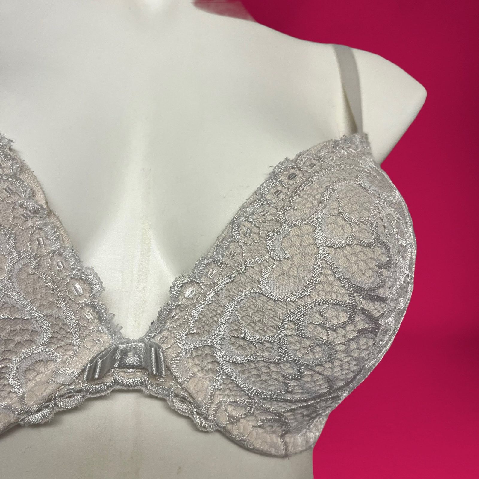 Other Frederick’s of Hollywood padded wired Sexy Lace Bra Size ONE SIZE - 9 Thumbnail