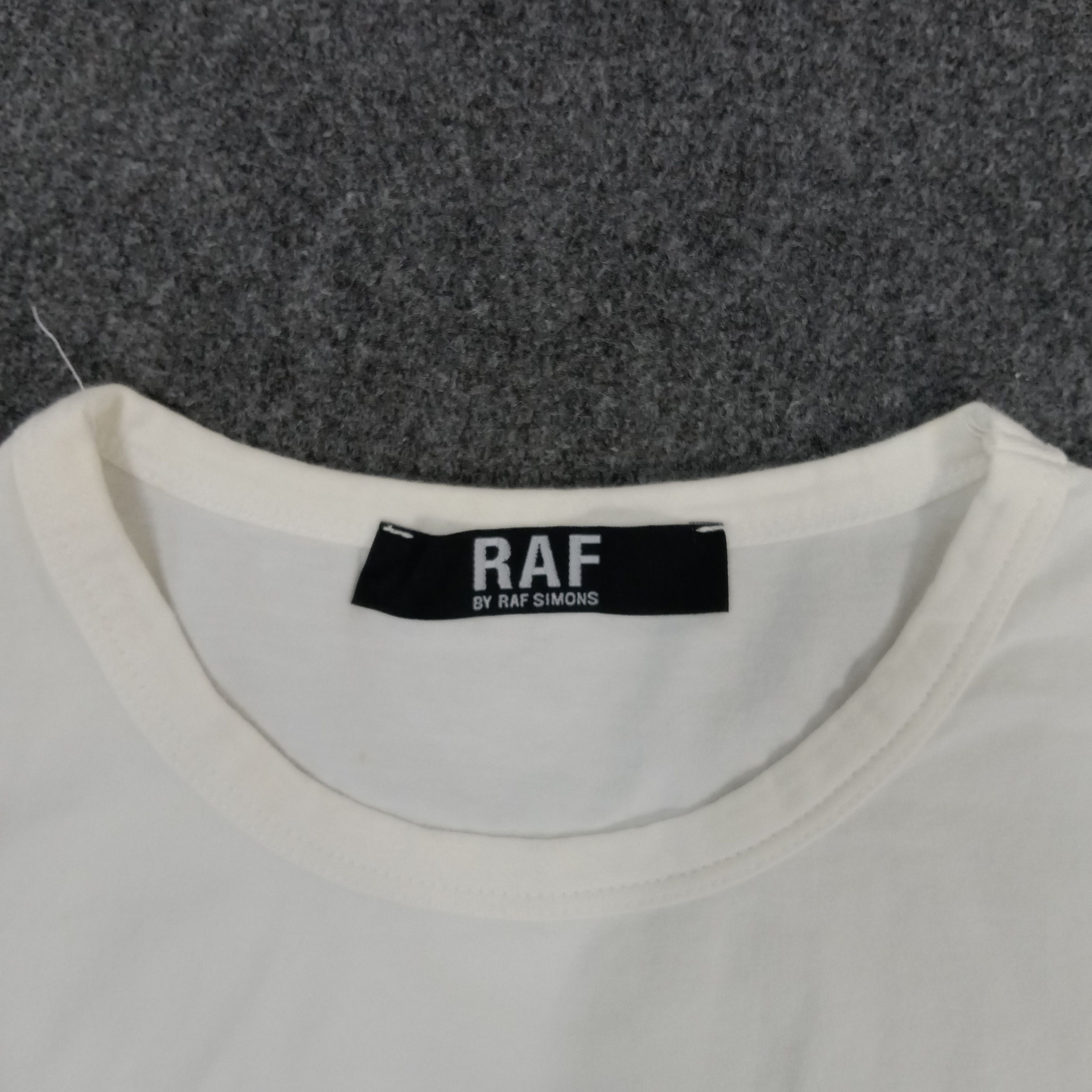 Raf Simons × Raf by Raf Simons × Vintage Raf by Raf Simons Italian Brand Long Sleeve Tshirt Size L / US 10 / IT 46 - 3 Thumbnail