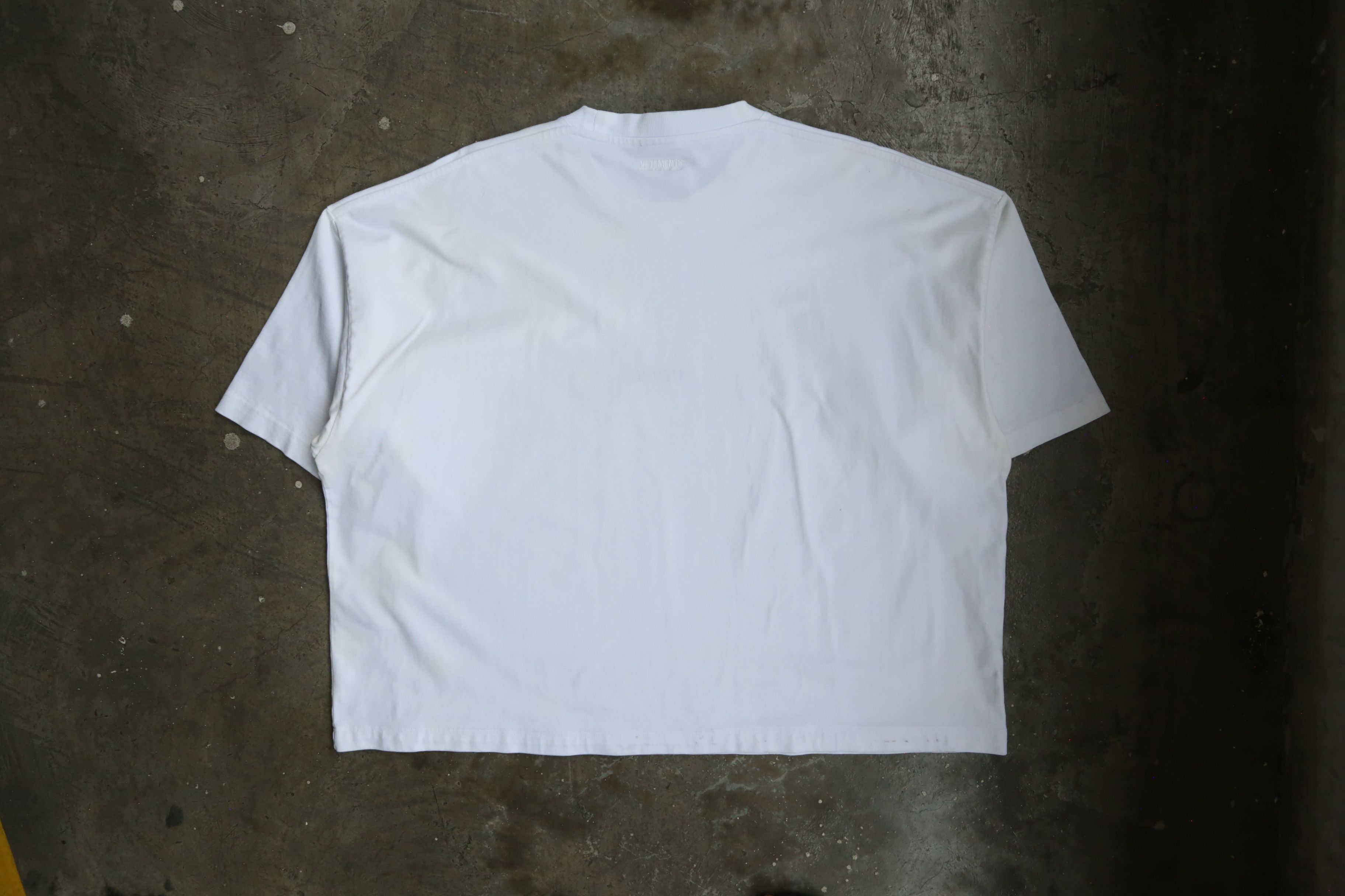 Vetements Vetements - S/S 20 - Angry/Bose Embroidered Tee Size US L / EU 52-54 / 3 - 3 Thumbnail