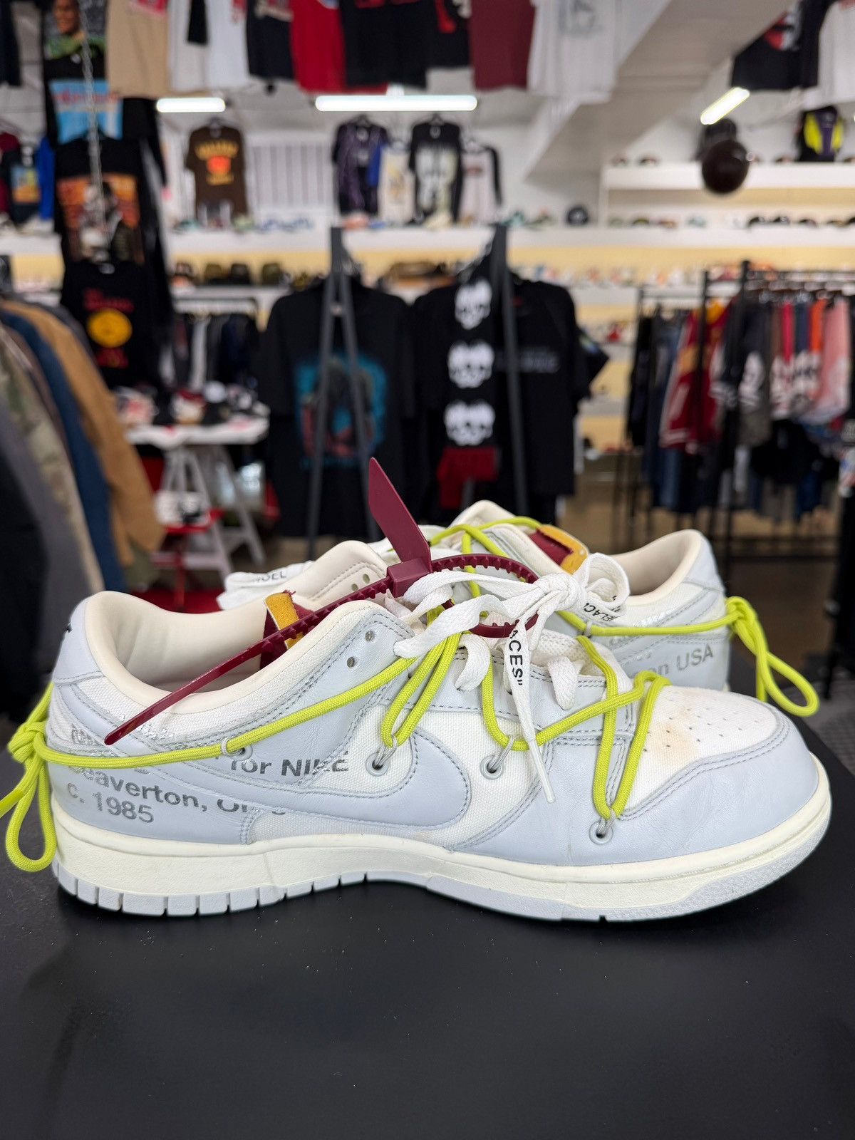 Nike × Off-White Nike Dunk Low Off-White Lot 8 Size 10 (2021) Size US 10 / EU 43 - 3 Thumbnail
