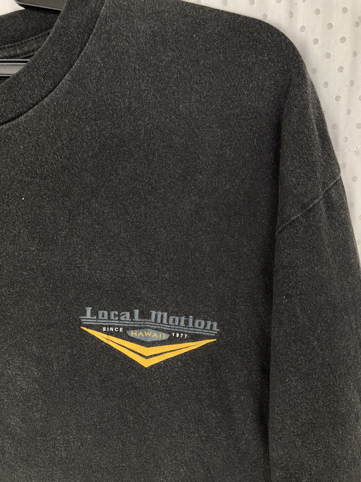 Vintage Vintage Local Motion Surfing Black Faded Tee Size US L / EU 52-54 / 3 - 7 Thumbnail