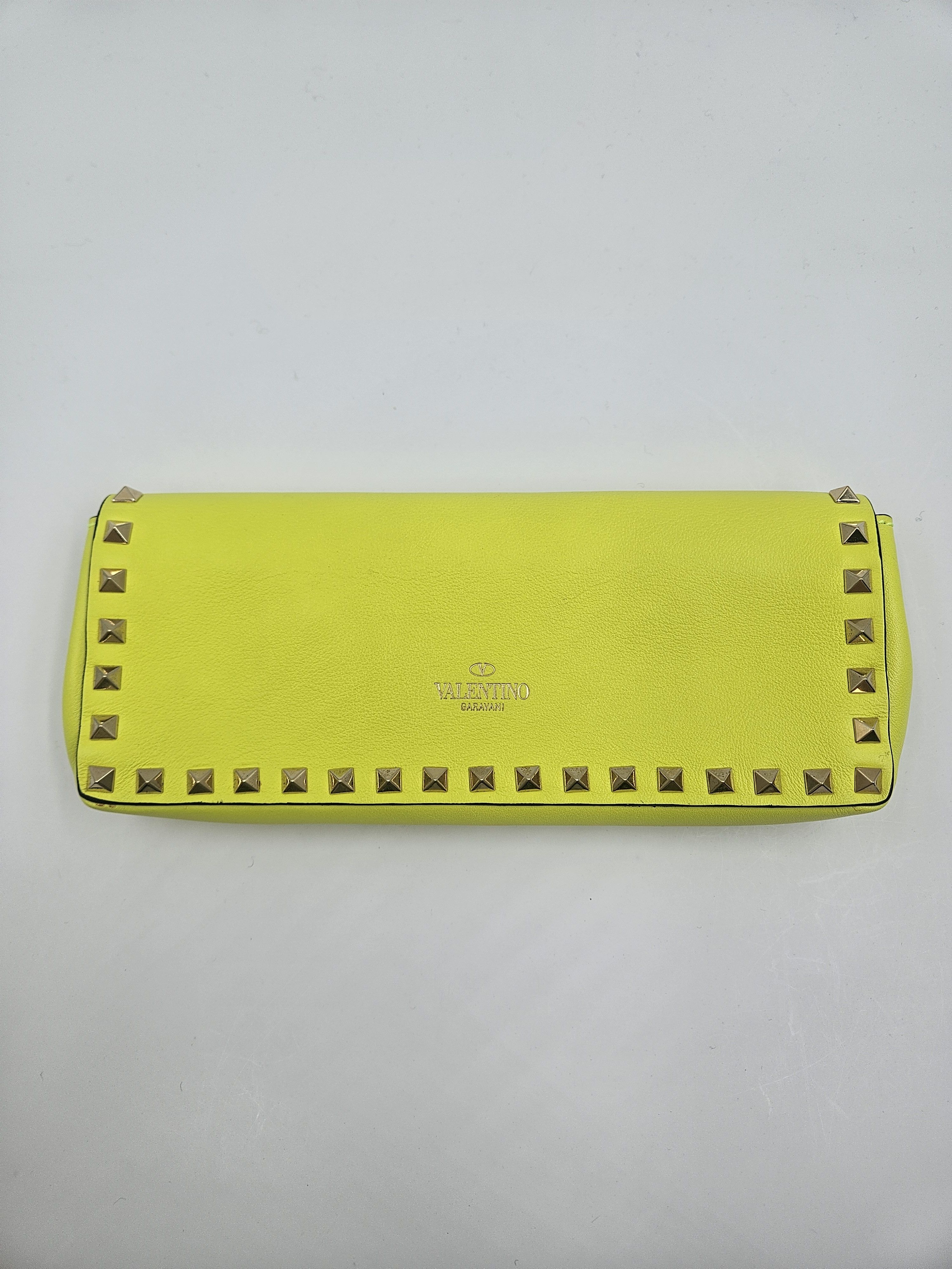 Valentino Valentino Garavani Neon Yellow Rockstud Bracelet Clutch Size ONE SIZE - 1 Thumbnail