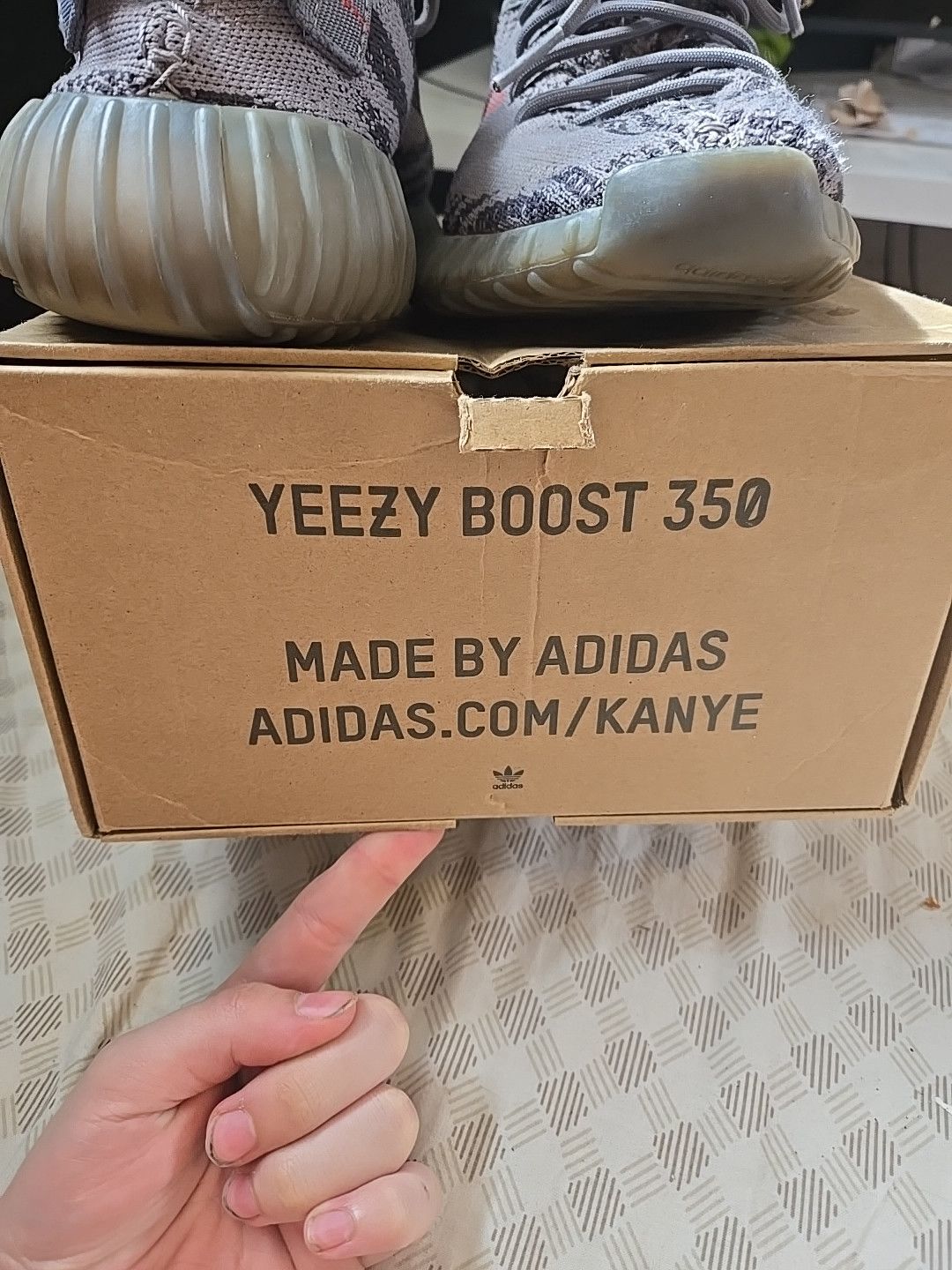 Yeezy Yeezy 350 v2 yeezy beluga 2.0 Size US 10 / EU 43 - 2 Thumbnail