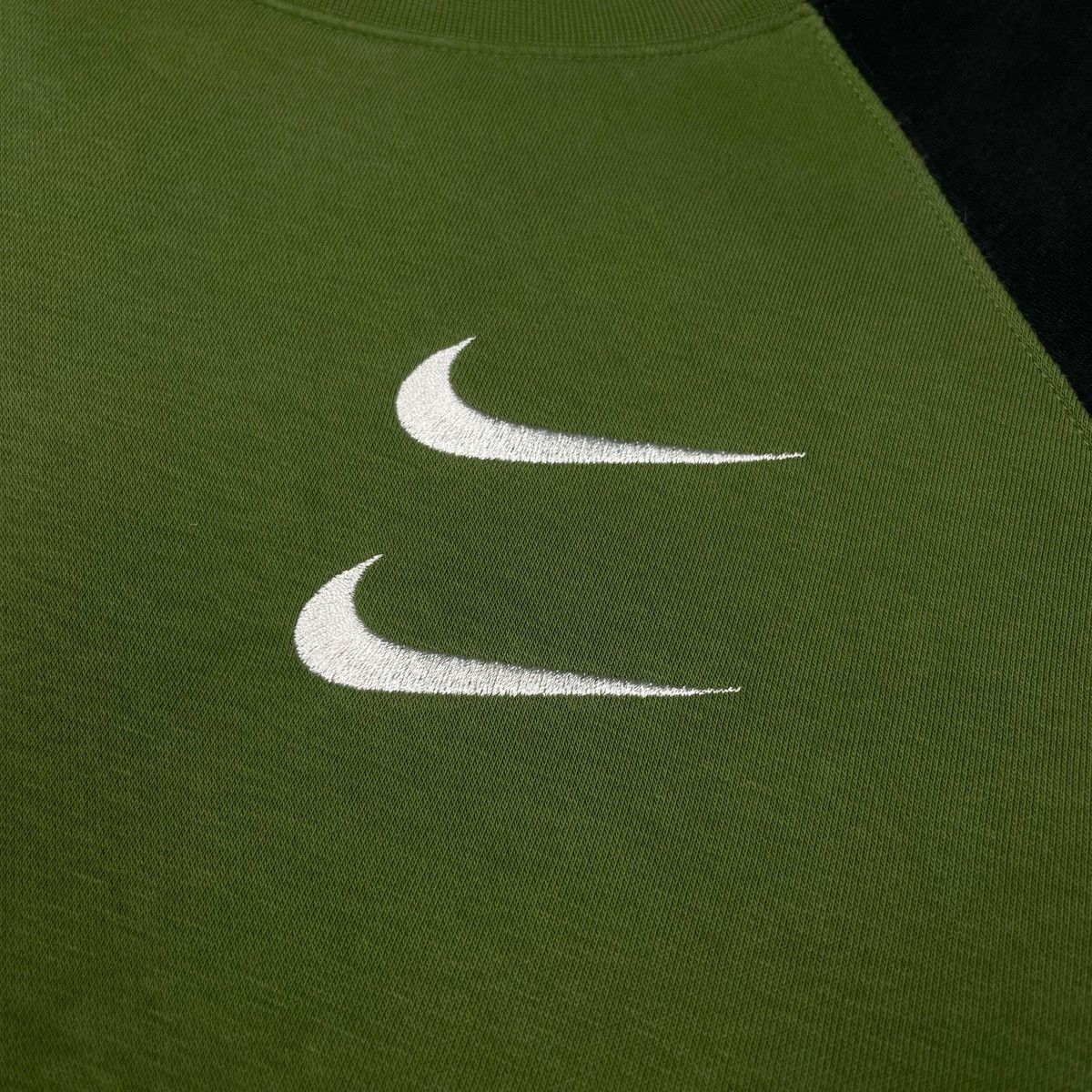 Nike Nike M NSW Double Swoosh Crew Sweatshirt Size US M / EU 48-50 / 2 - 7 Thumbnail