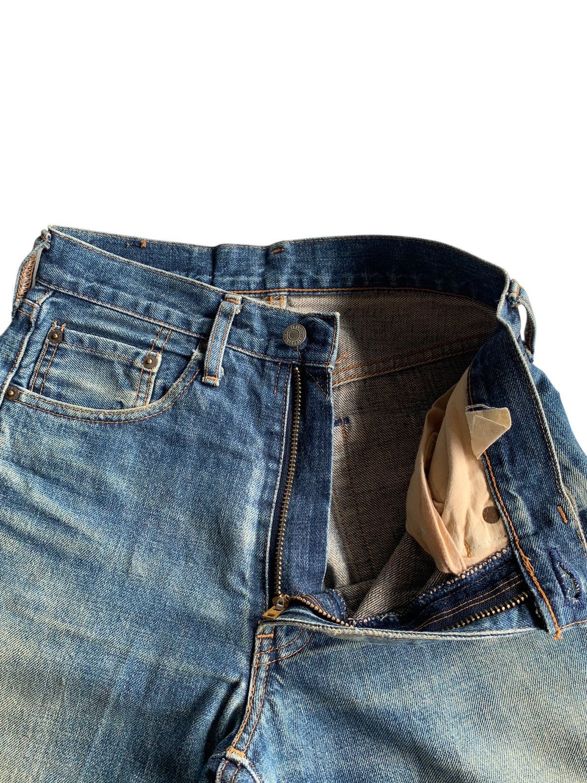 Levi's VINTAGE LEVIS BIG E SELVEDGE 502 XX DISTRESSED DENIM Size US 27 - 12 Thumbnail
