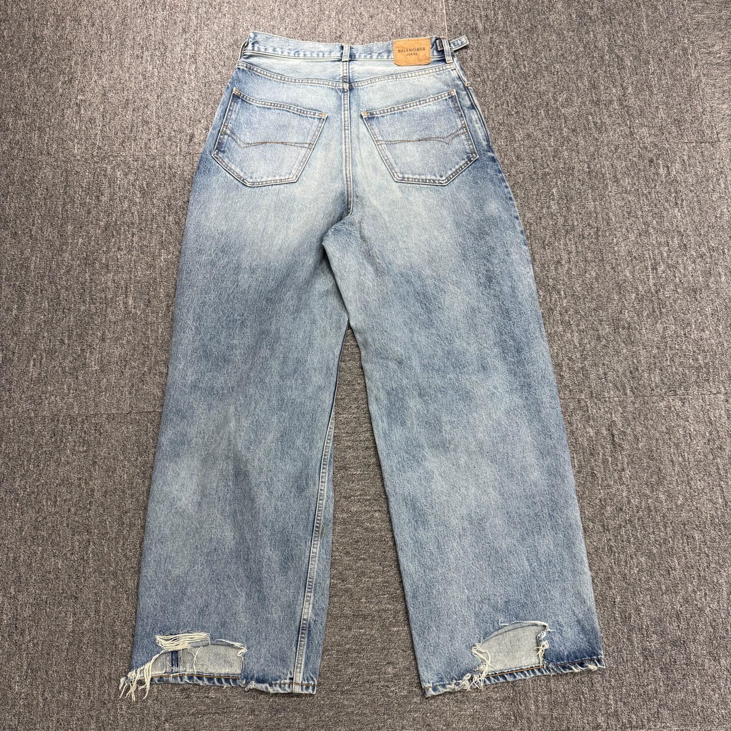 Balenciaga Balenciaga Knee Ripped Jeans XS 98 New Stain Size US 30 / EU 46 - 6 Thumbnail