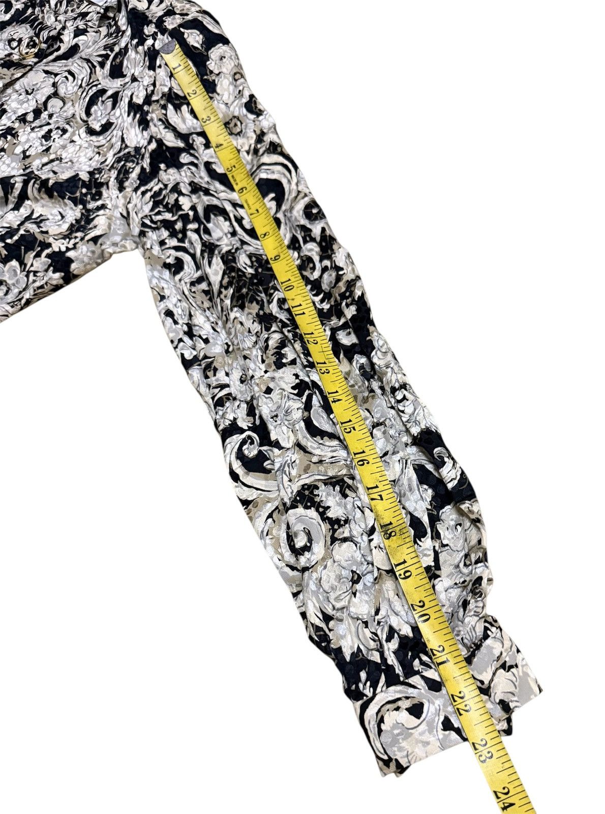 Christian Dior Monsieur Christian Dior black and white floral blouse Vintage Size M / US 6-8 / IT 42-44 - 8 Thumbnail