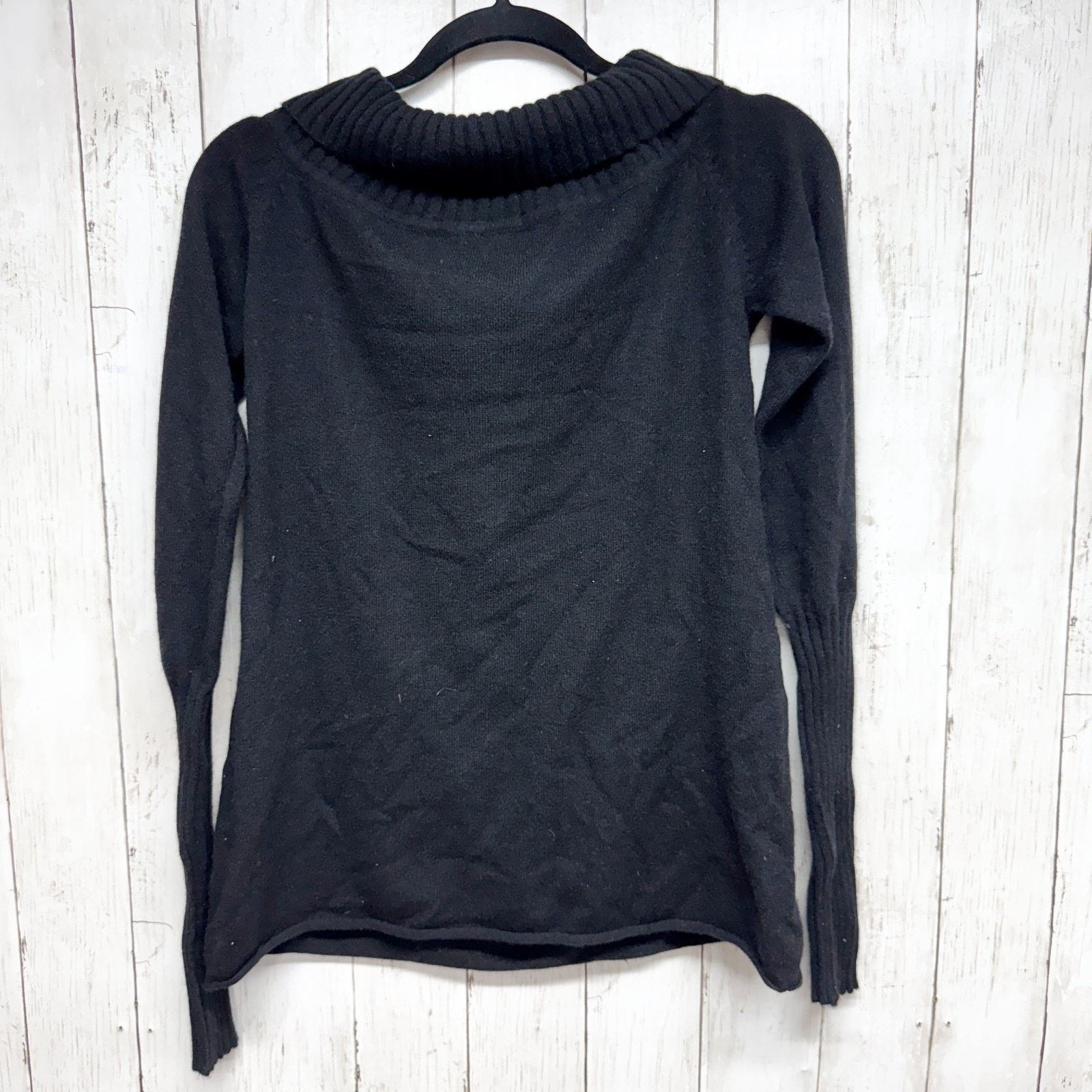Disney Vintage Walt Disney Sweater Sz Medium Long Sleeve Turtleneck Size M / US 6-8 / IT 42-44 - 6 Thumbnail