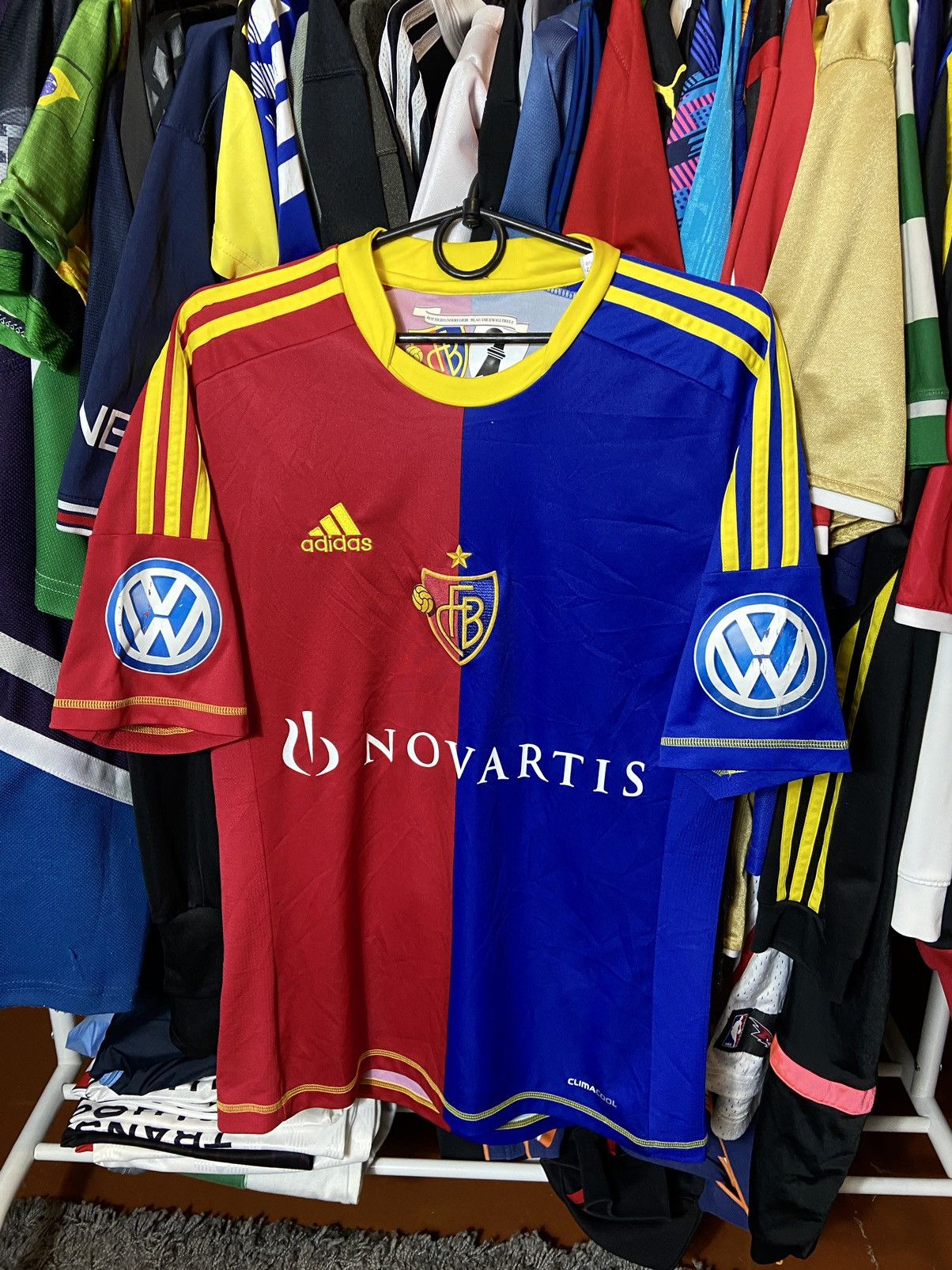 Vintage FC BASEL VINTAGE SOCCER FOOTBALL JERSEY BLOCK CORE STYLE Y2K Size US S / EU 44-46 / 1 - 1 Thumbnail