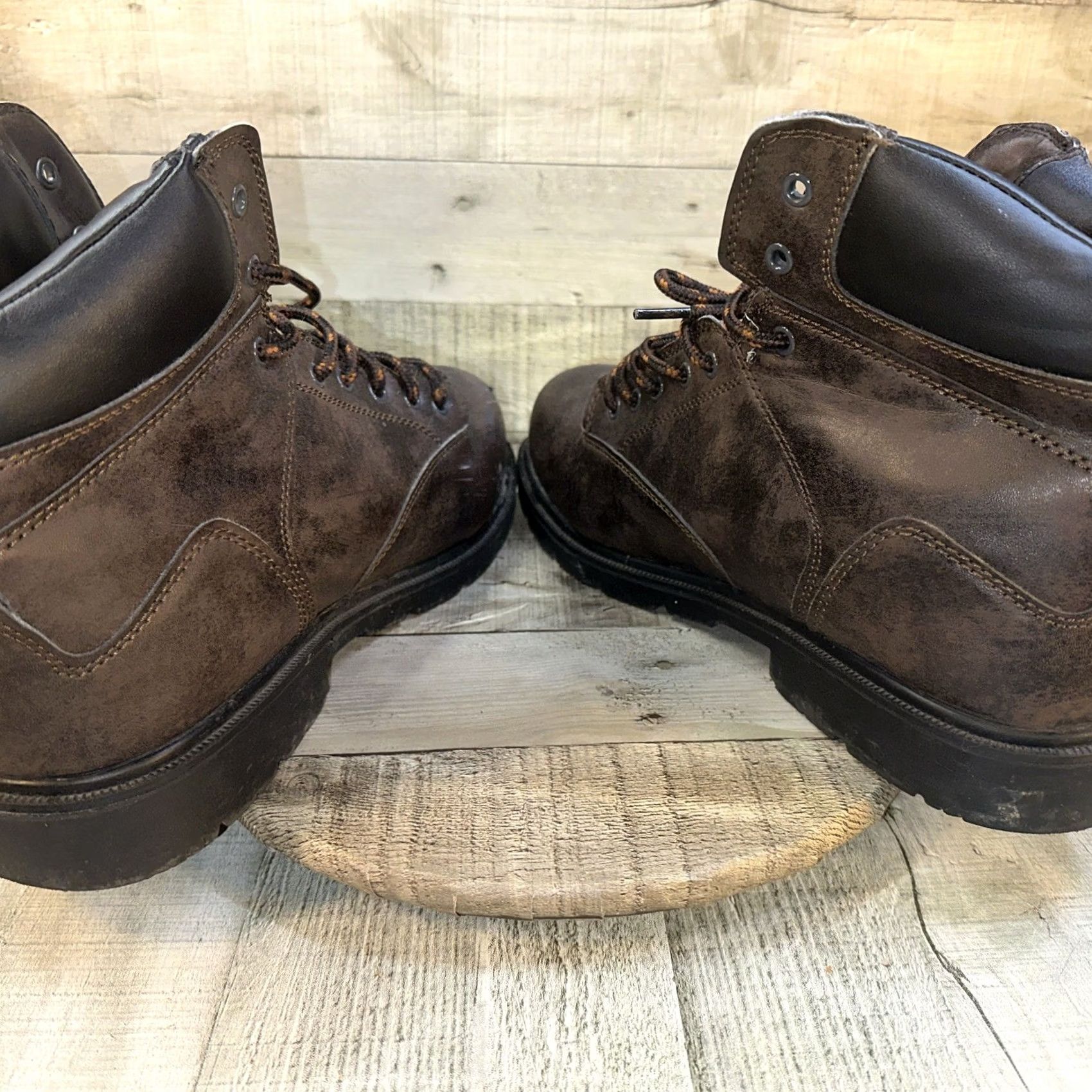 Vintage Brahma Steel Toe Work Boots Men’s Size 13 Brown Leather Safety Toe Durable Boots Men's Brown Leather Steel Toe Brahma Buckle? Size US 13 / EU 46 - 7 Thumbnail