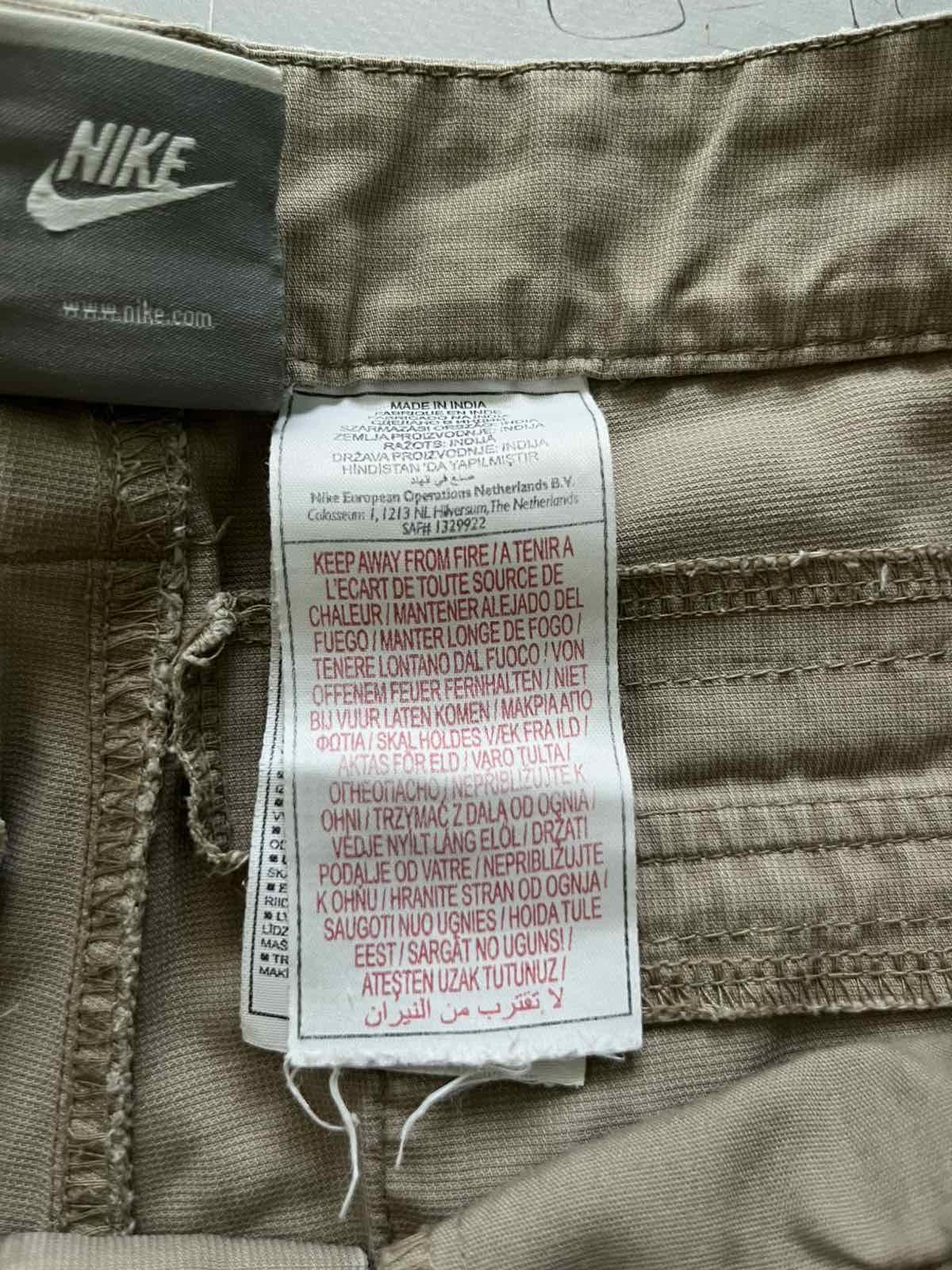 Nike Y2K Nike Vintage Shorts Streetwear Y2K Khaki Size US 34 / EU 50 - 7 Thumbnail