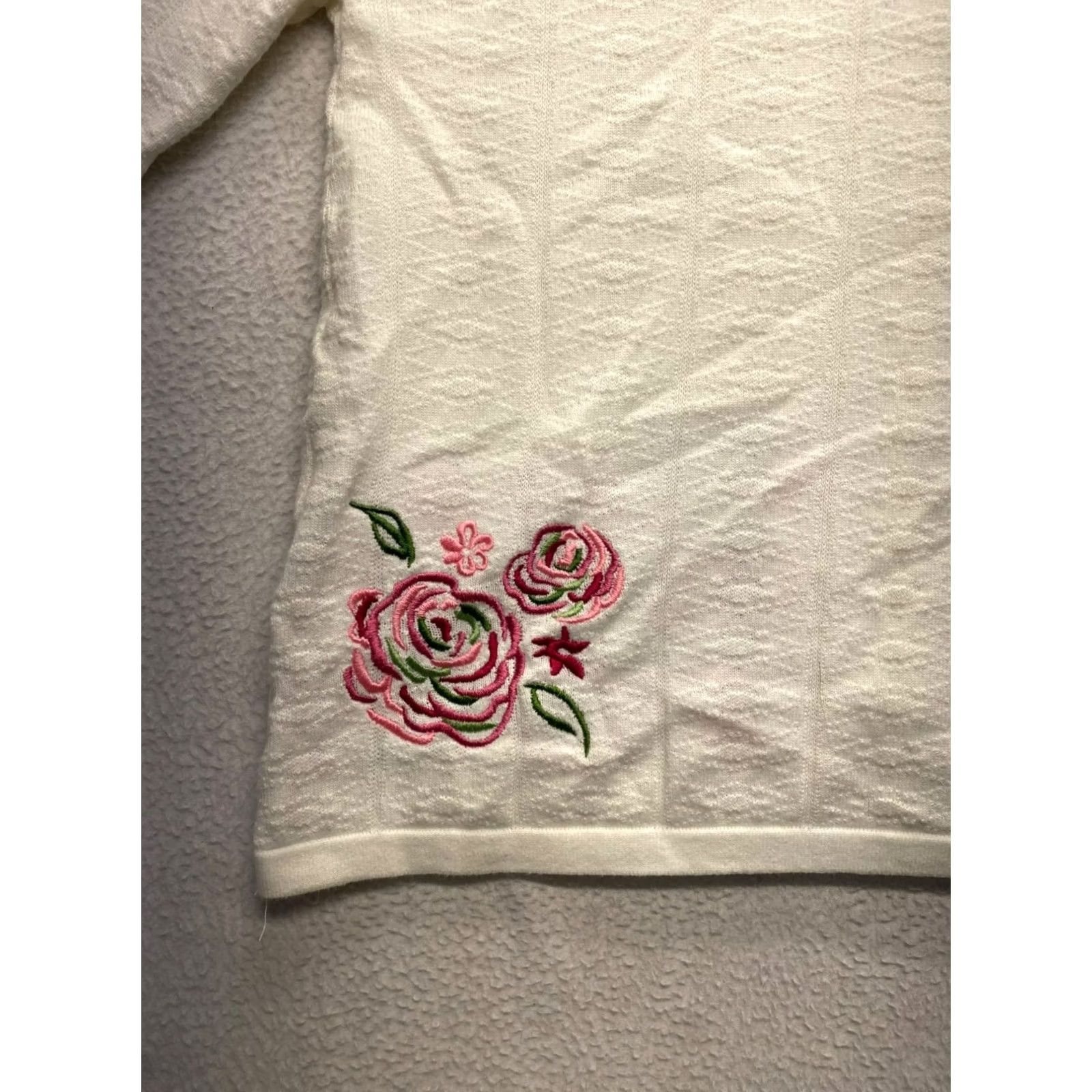 Vintage Breckenridge Cardigan Women's Petite Floral Embroidered Button-Up Sweater PL Cream Size L / US 10 / IT 46 - 4 Thumbnail