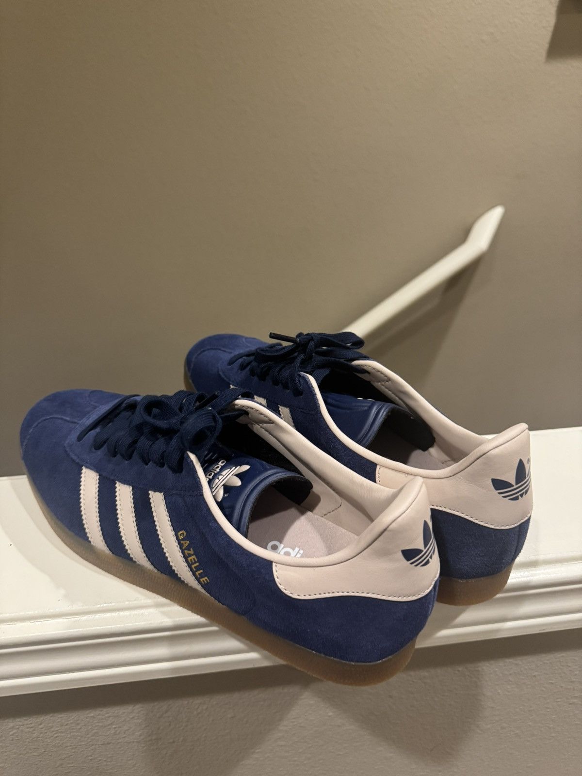 Adidas Gazelle Size US 12 / EU 45 - 3 Thumbnail