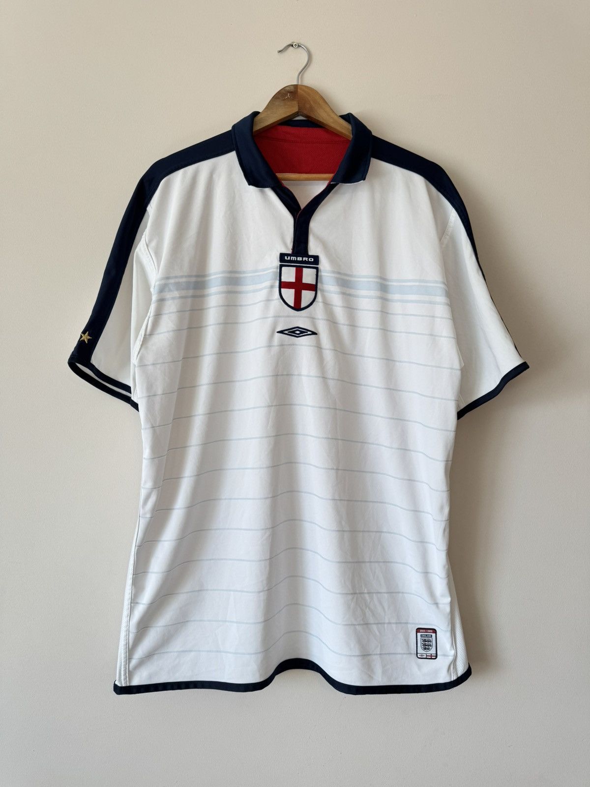 Umbro Vintage England 2004-2005 Home Soccer Jersey Football Shirt Size US XL / EU 56 / 4 - 2 Thumbnail