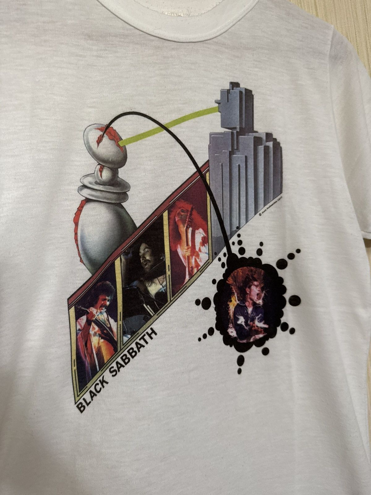 Vintage Vintage Ozzy Osbourne RARE 1977 Tour Black Sabbath T Shirt Size US M / EU 48-50 / 2 - 14 Thumbnail