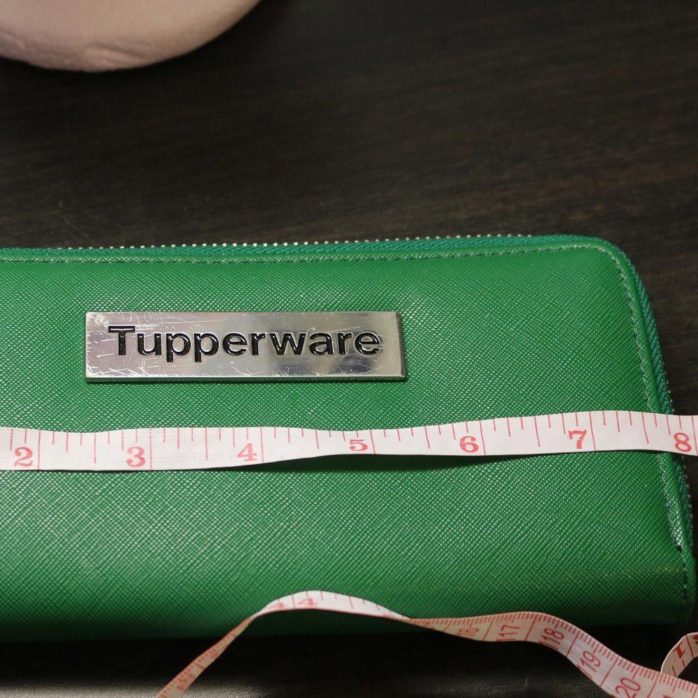 Other Tupperware Logo Consultant Award Wallet Green Zip Leather Size ONE SIZE - 3 Thumbnail
