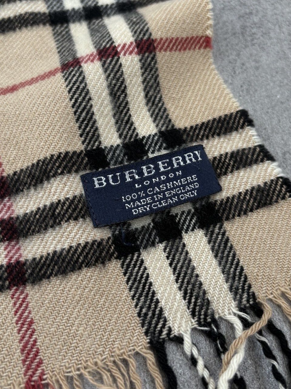 Burberry Burberry London Nova Check Pattern Beige Cashmere Scarf Size ONE SIZE - 4 Thumbnail