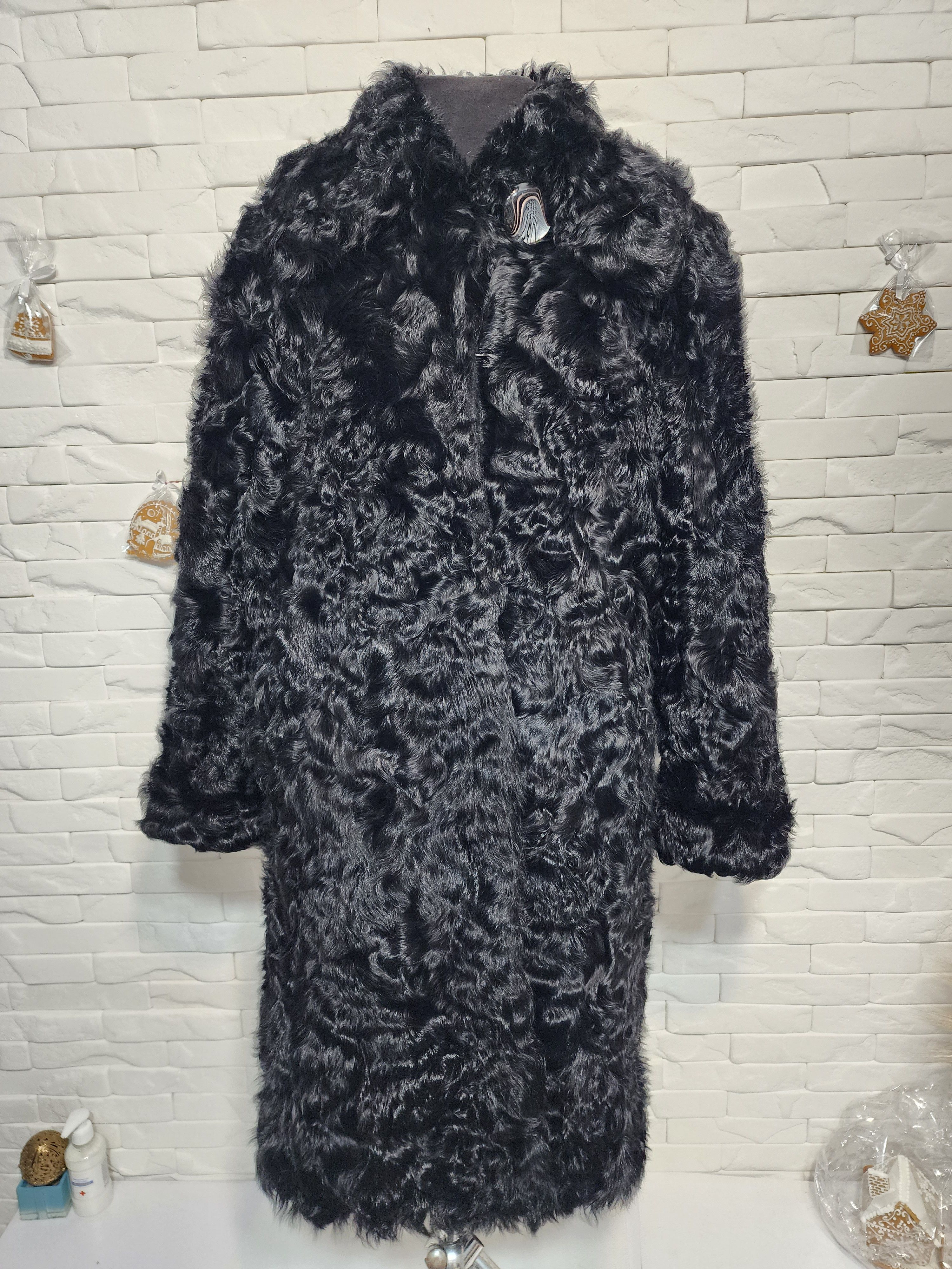 Furla Black Goat Fur Coat: Women's Warm Outerwear Size XL / US 12-14 / IT 48-50 - 1 Thumbnail
