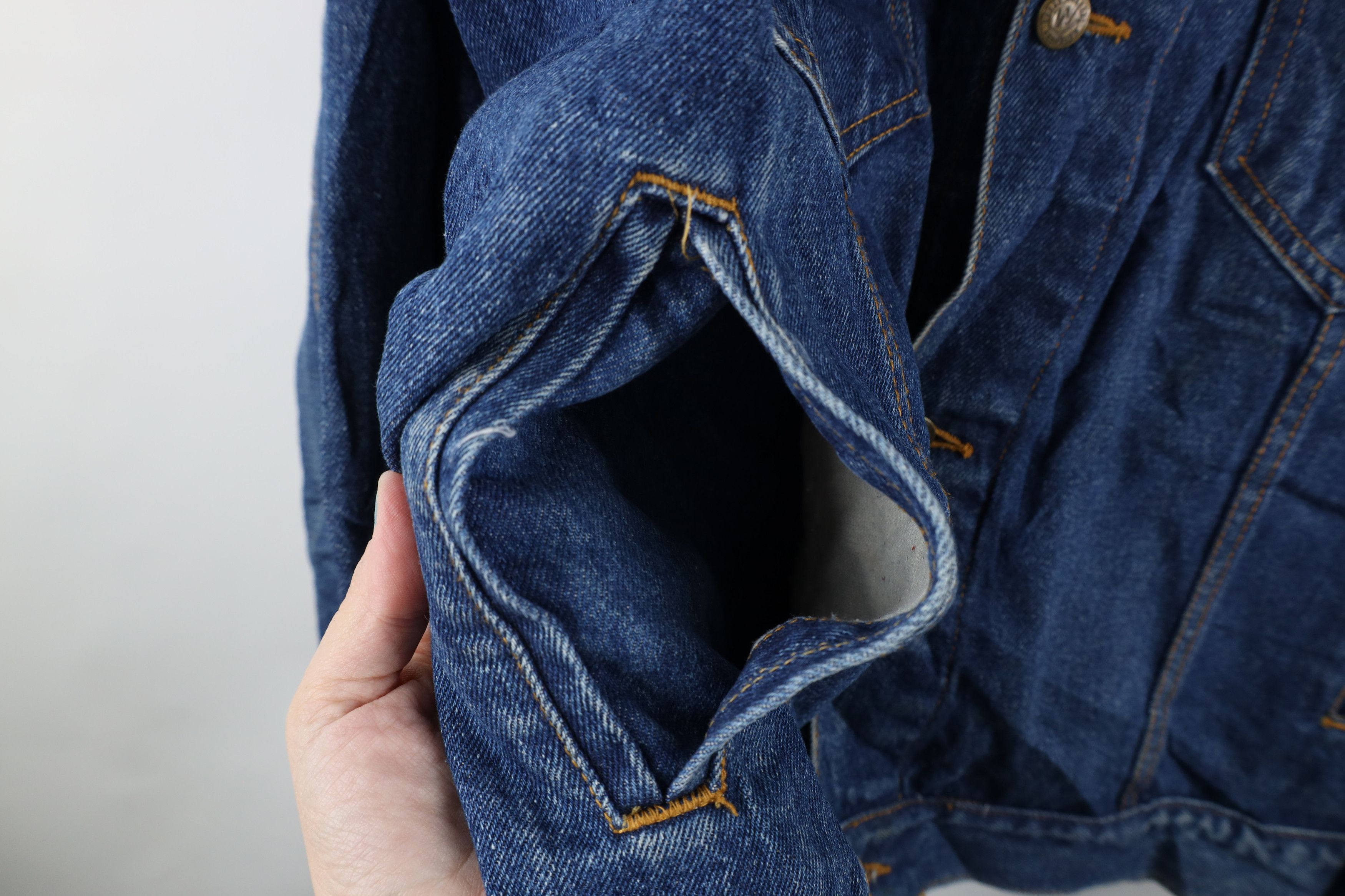 Marlboro × Vintage Vintage 90s Marlboro Collar Denim Trucker Jacket Blue Size US XL / EU 56 / 4 - 6 Thumbnail