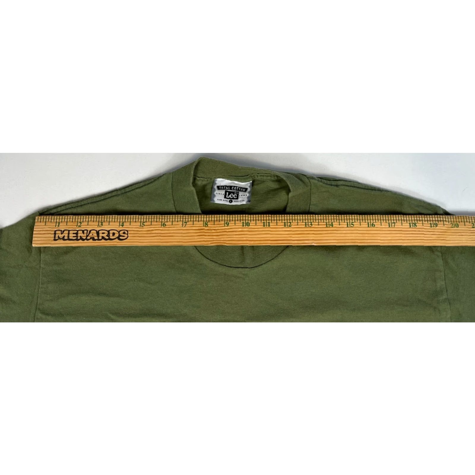 Lee VINTAGE Lee Men's Northwoods Fishing T-Shirt Embroidered Made in USA Sz L Green 90s 1990s Summer Fishing Mens Shirt Size US L / EU 52-54 / 3 - 8 Thumbnail