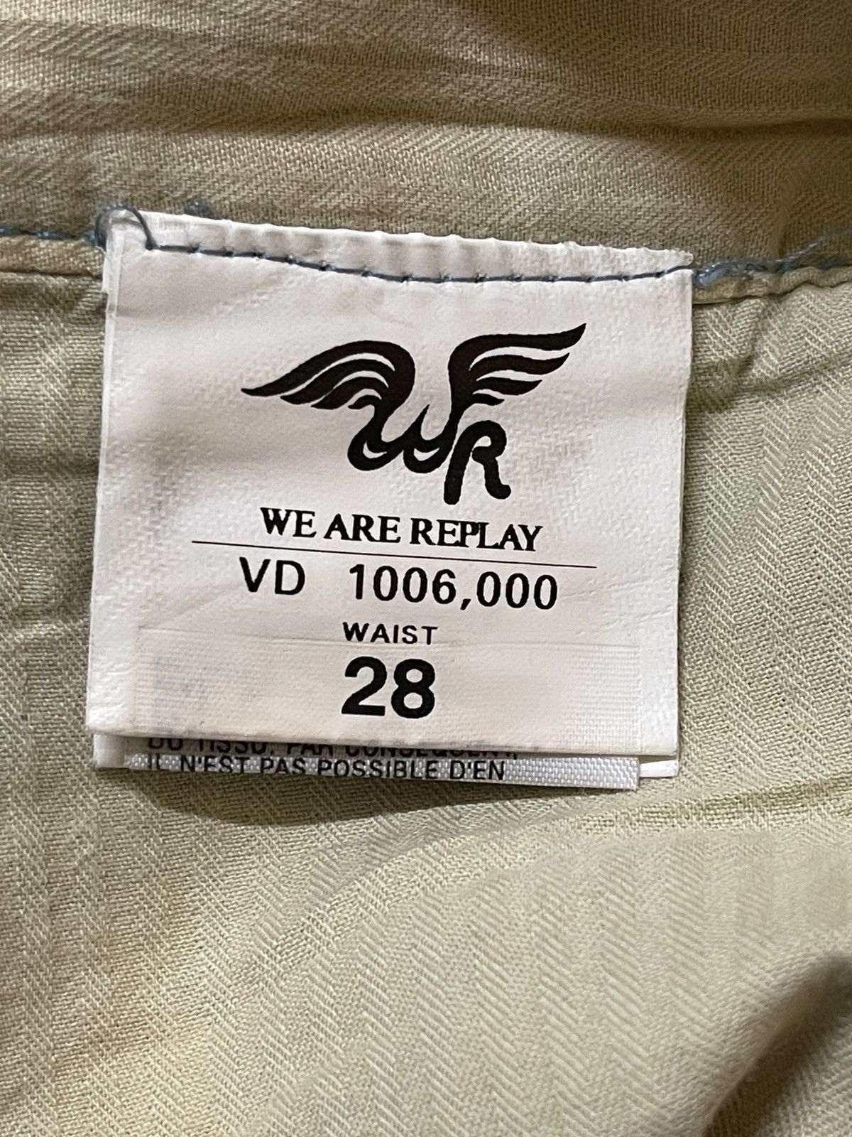 Japanese Brand Vintage Japanese Brand Faded Wash Distressed Loose Jeans Size US 30 / EU 46 - 9 Thumbnail