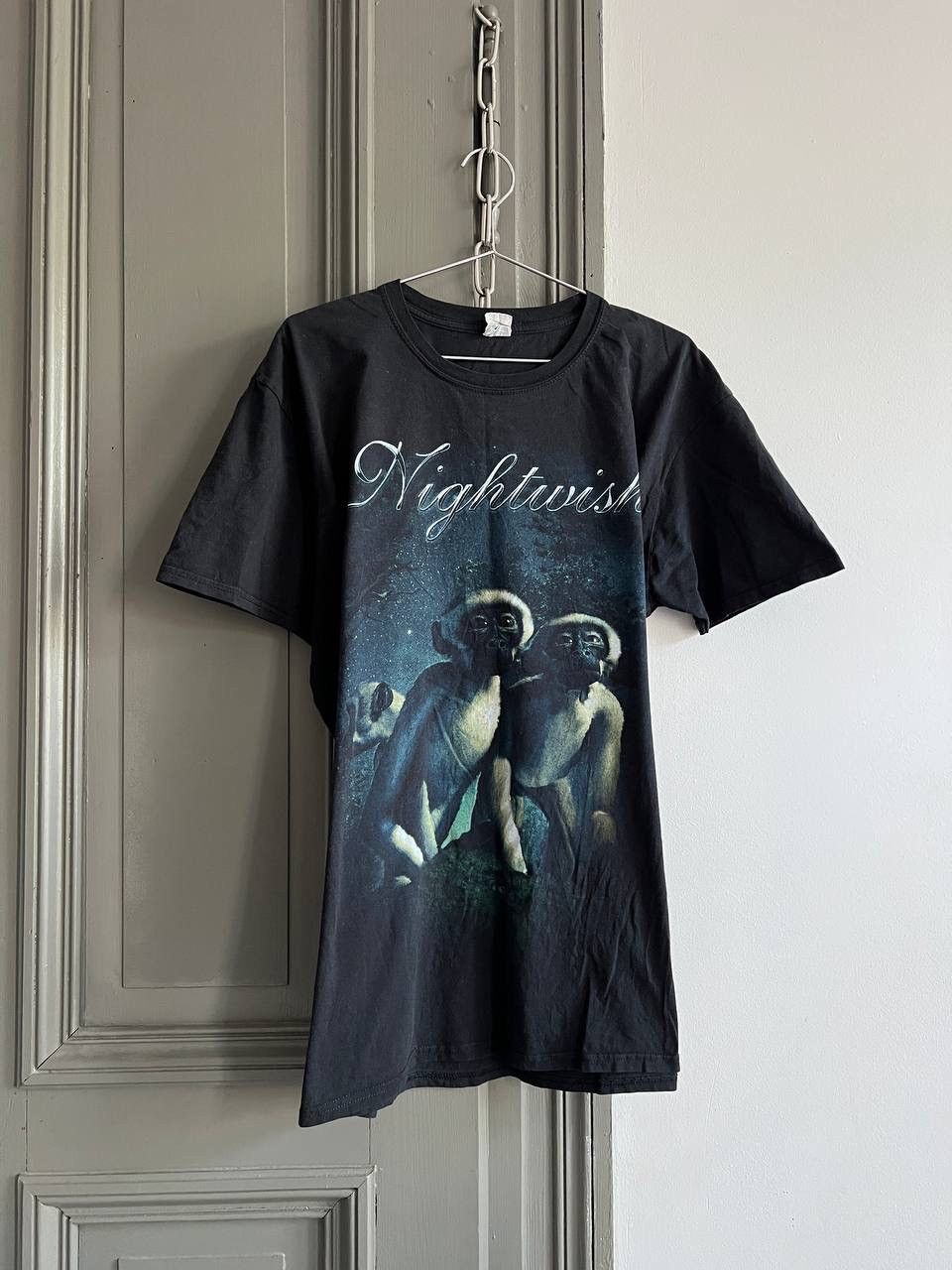 Anvil × Gildan × Vintage Vintage Gildan Nightwish Band Monkey Print Tee Rock Size US XL / EU 56 / 4 - 1 Thumbnail