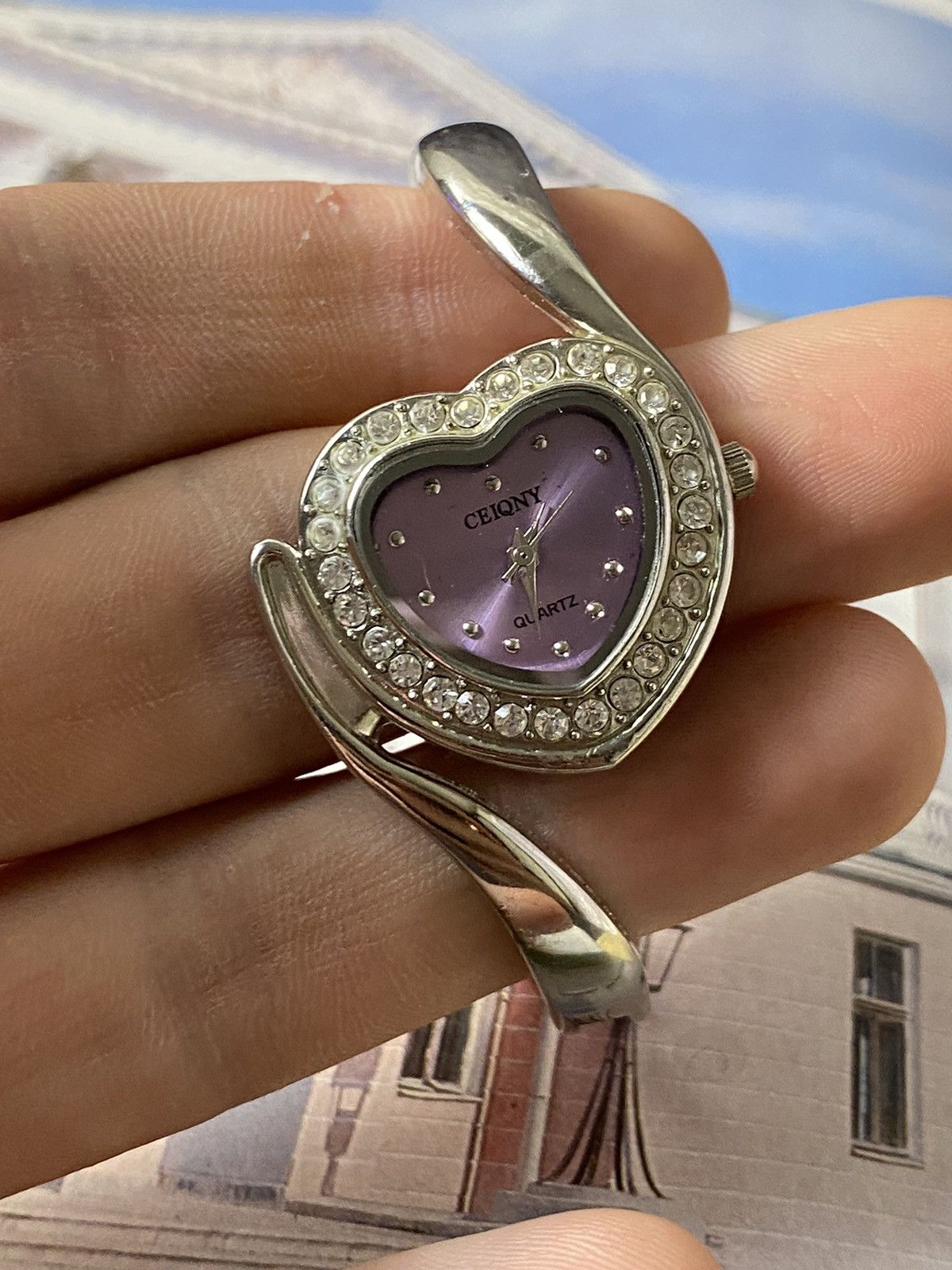 Jewelry "Heart" Bangle Watch - Quartz, Stones! Size ONE SIZE - 7 Thumbnail