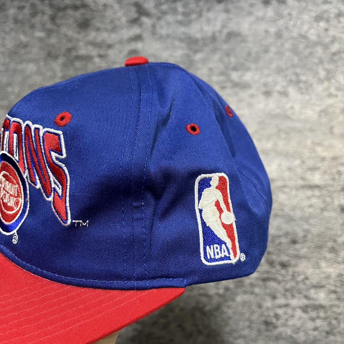 Starter Vintage 90s Detroit Pistons Starter Embroidered Snapback Hat Size ONE SIZE - 3 Thumbnail