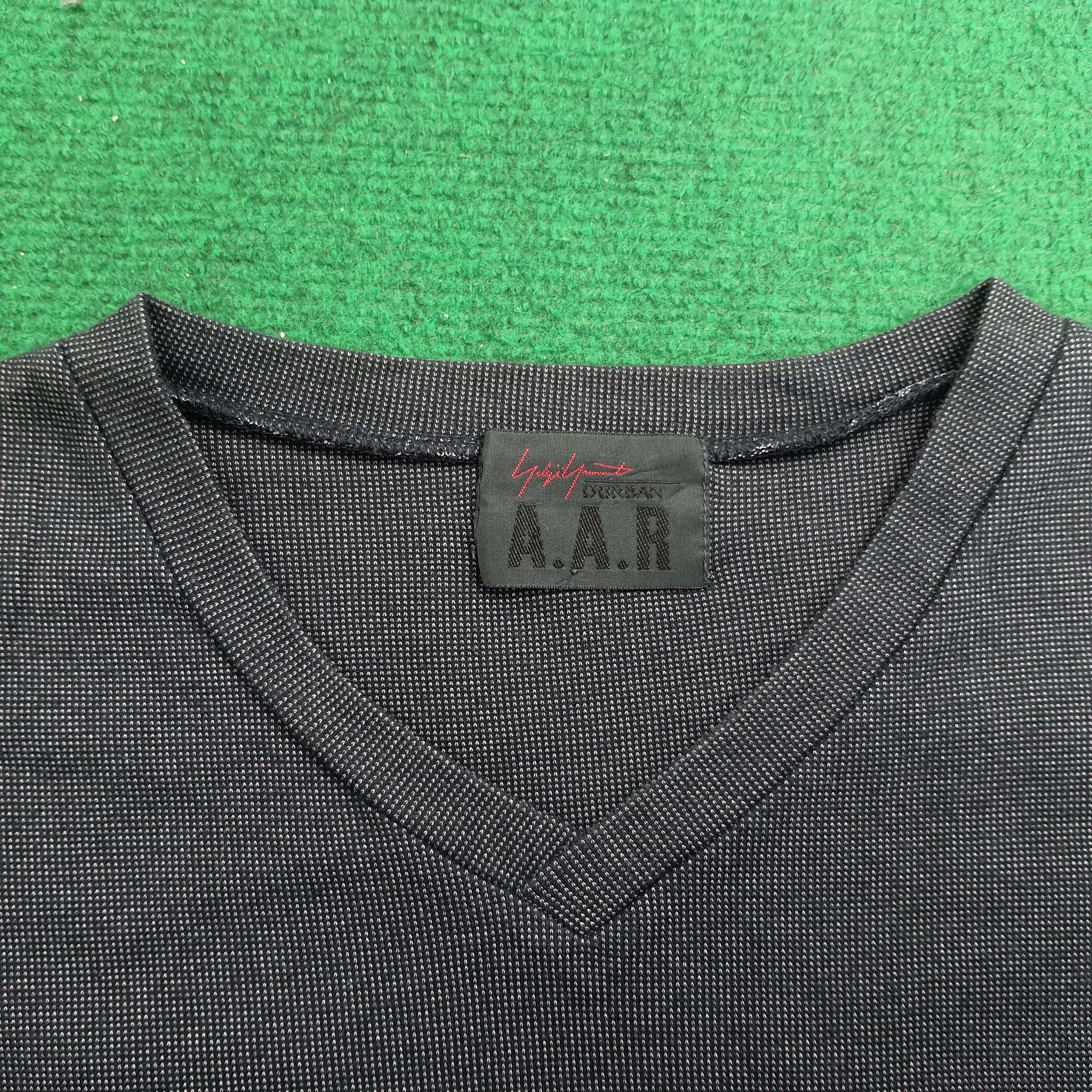 Designer × Japanese Brand × Yohji Yamamoto Yohji Yamamoto Japanese Designer Brand T-shirt Size US M / EU 48-50 / 2 - 4 Thumbnail