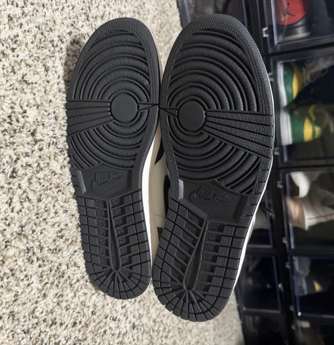Jordan Brand Size 9.5- Jordan 1 Retro OG High Dark Mocha 555088-105 won Size US 9.5 / EU 42-43 - 9 Thumbnail