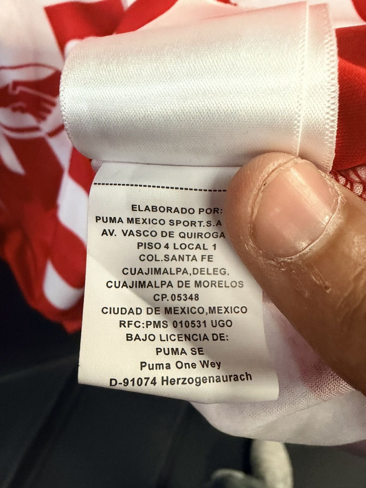 Puma Puma Chivas de Guadalajara 24/25 home jersey Size US S / EU 44-46 / 1 - 6 Thumbnail