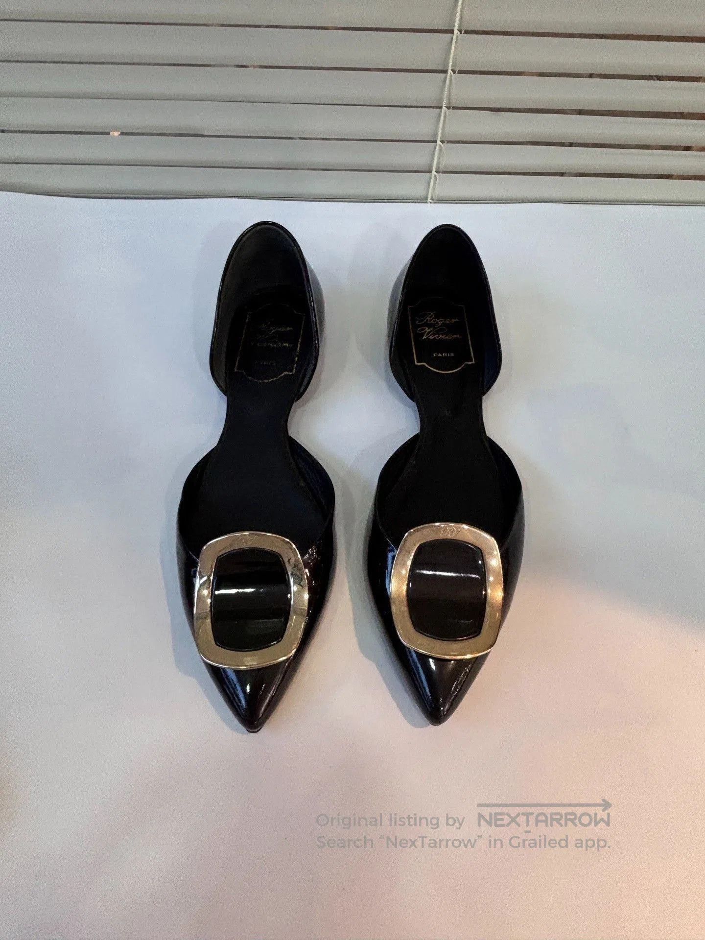 Roger Vivier RV Black Patent Leather Flats. Size US 5 / IT 35 - 1 Thumbnail