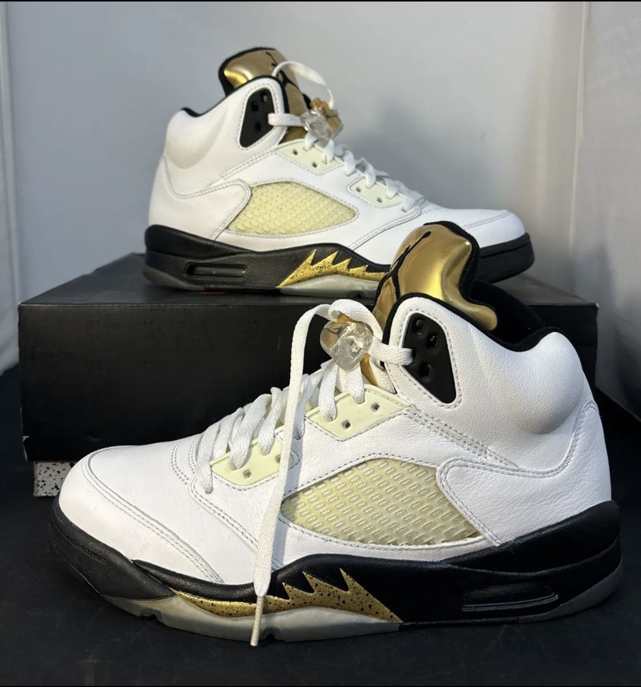 image of Men’S Air Jordan 5 Olympic White / Metallic Gold With Box Shoes, Men's (Size 9)