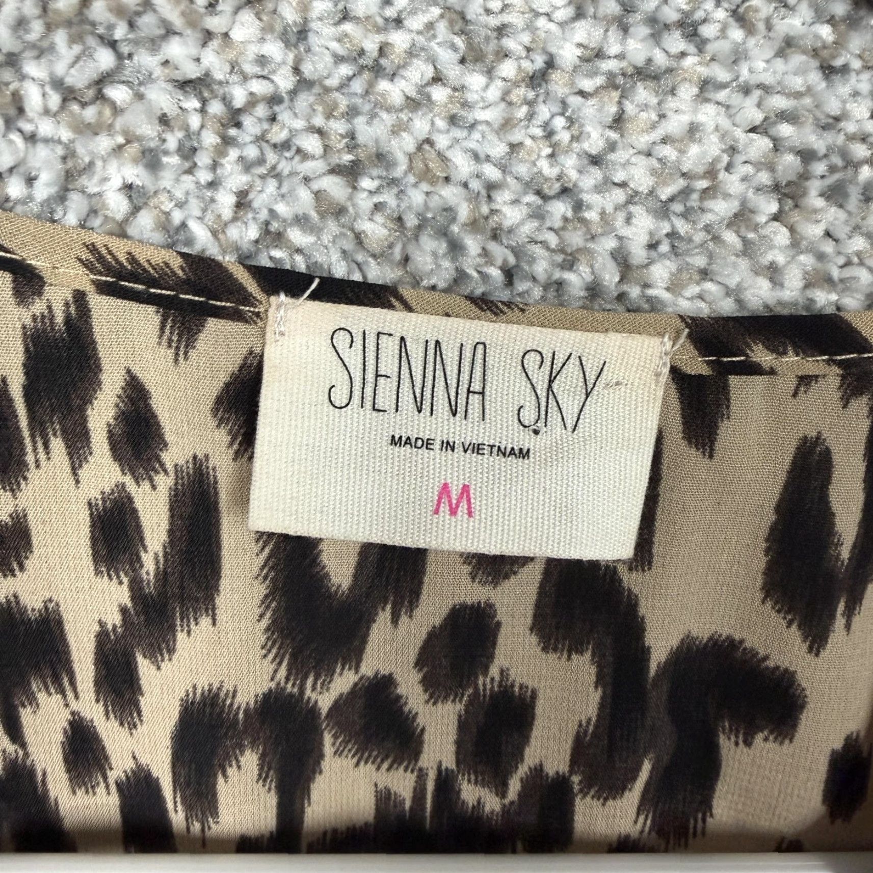 Vintage Sienna Sky Dress Medium Brown Leopard Fit & Flare Midi Flutter Sleeve Boho Shirt Size M / US 6-8 / IT 42-44 - 4 Thumbnail