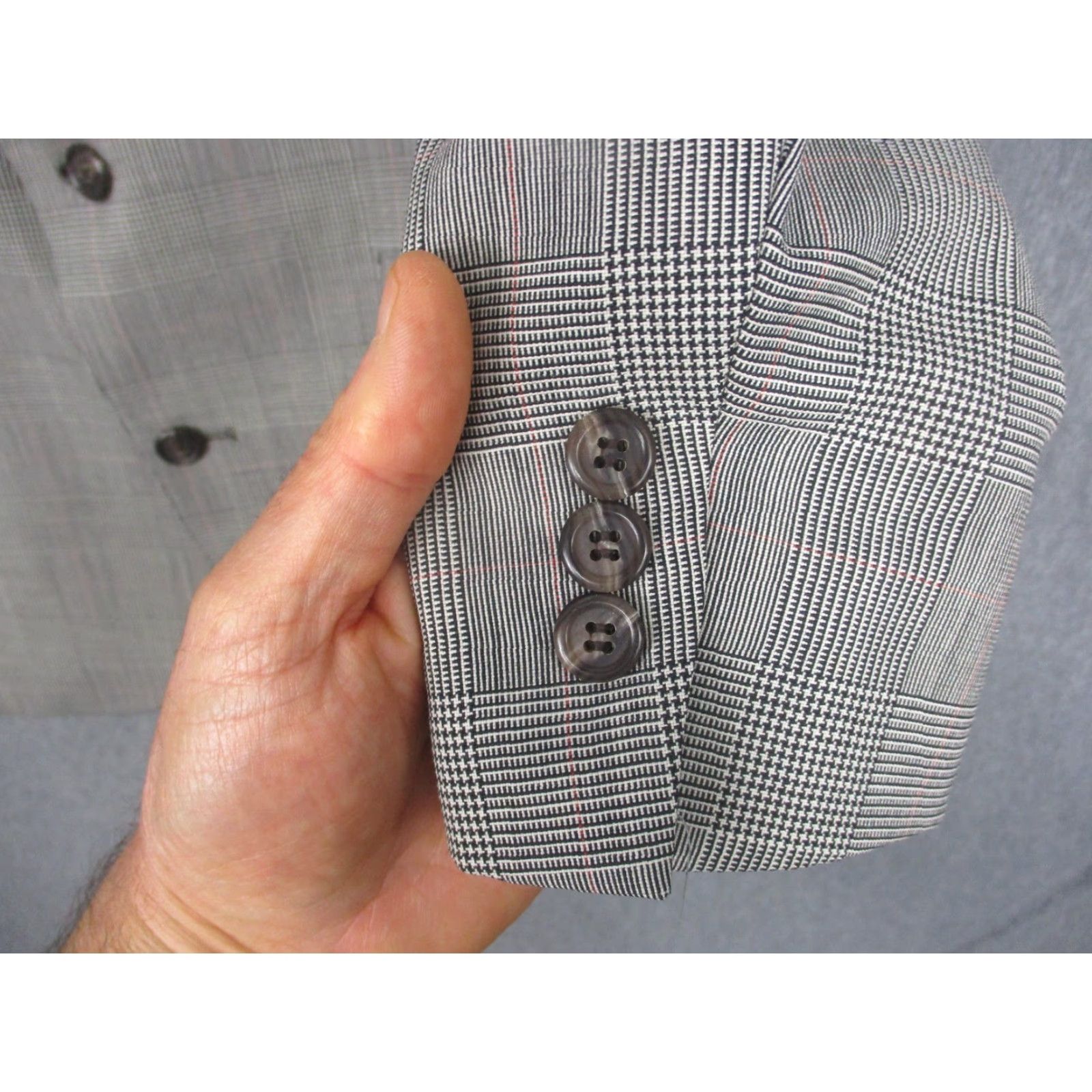 Brooks Brothers VINTAGE Brooks Brothers Sport Coat Mens 44 Wool Gray Glen Plaid Check 2-Button Blazer Regular Fit USA Mens Size 44R - 4 Thumbnail