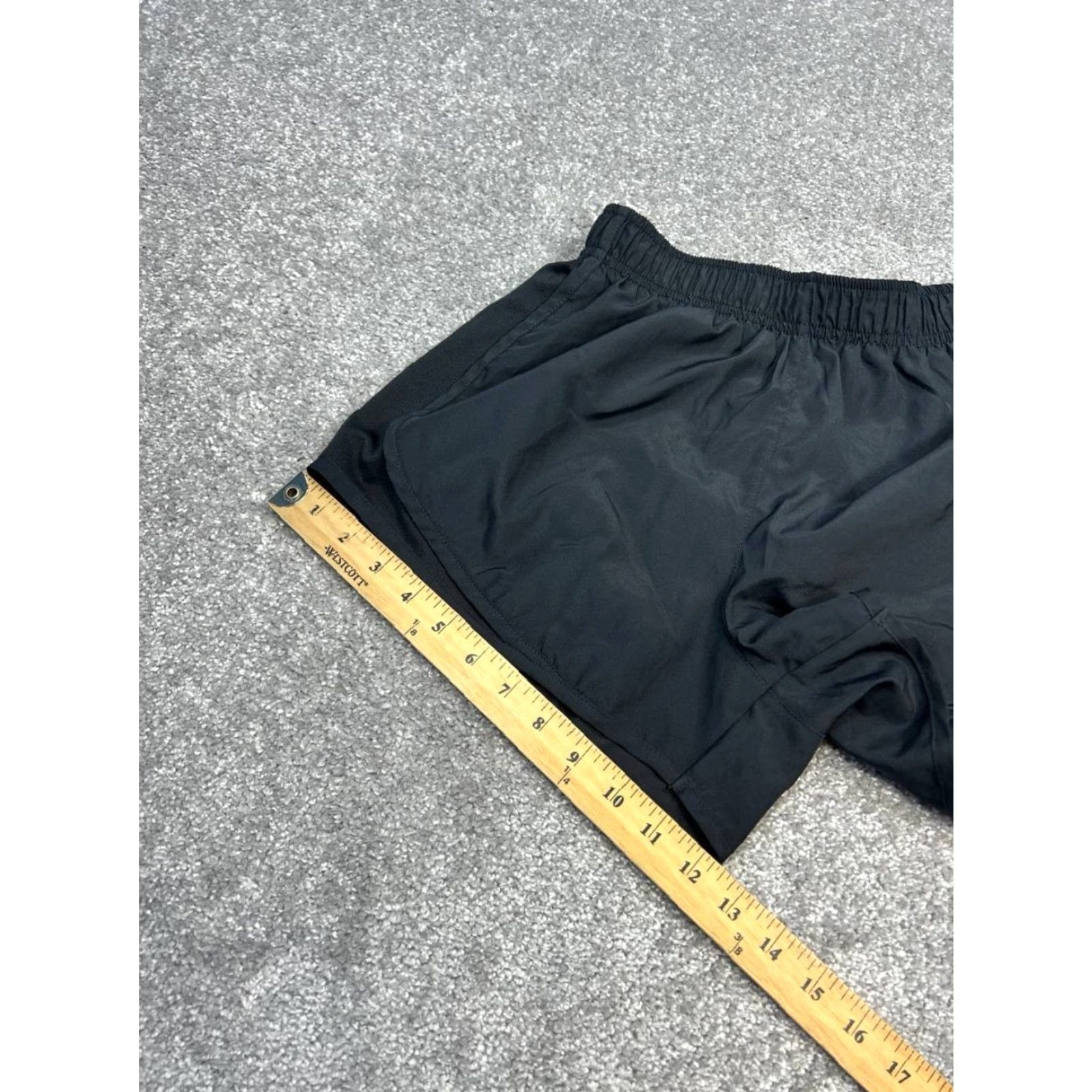 Nike Nike Running Tempo Shorts Womens Small Black Dri Fit Brief Liner Swoosh Logo Size 28" / US 6 / IT 42 - 6 Thumbnail