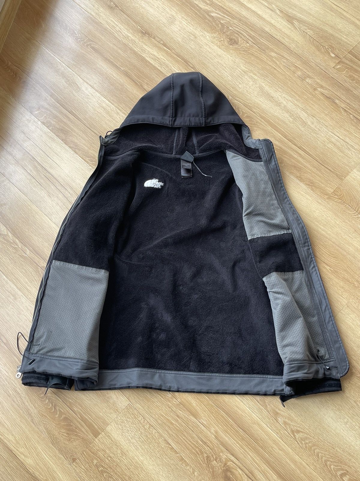 The North Face The North Face Apex Bionic Hooded Softshell Logo Jacket Size US L / EU 52-54 / 3 - 11 Thumbnail