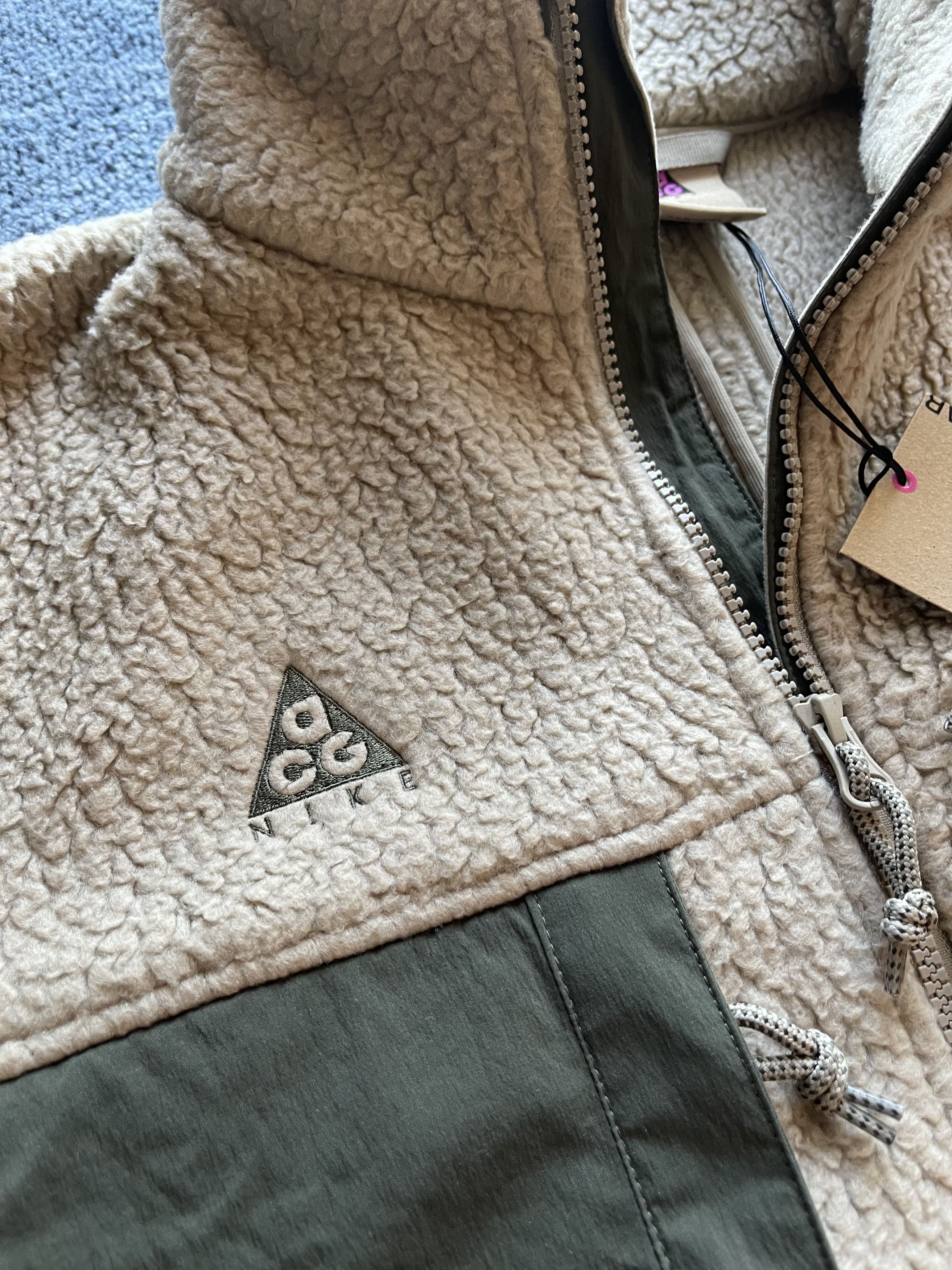 Nike ACG Nike ACG Microfleece Jacket Khaki Cargo Small Medium Size US S / EU 44-46 / 1 - 3 Thumbnail