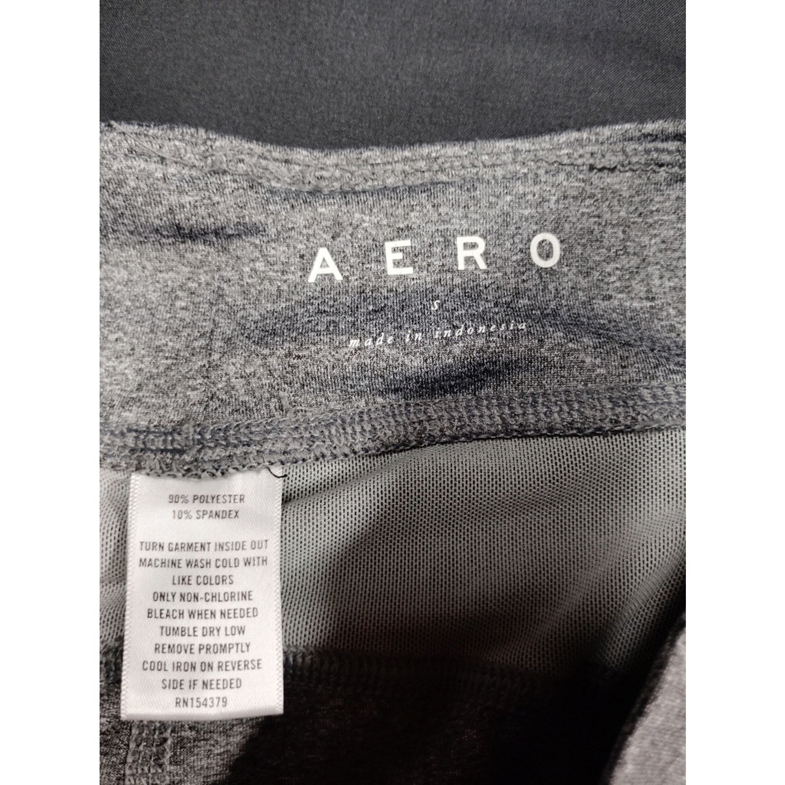 Aeropostale Aero Women’s Grey High-Rise Capris Size 22" - 2 Thumbnail