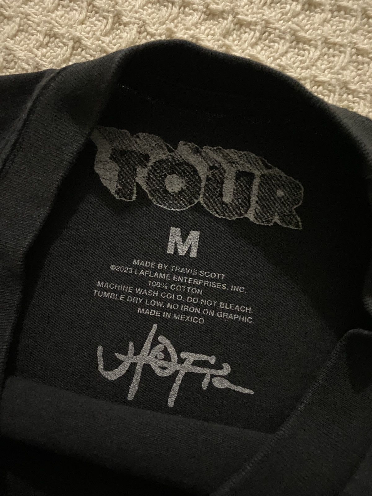 Travis Scott Travis scott utopia tour merch Size US M / EU 48-50 / 2 - 6 Thumbnail