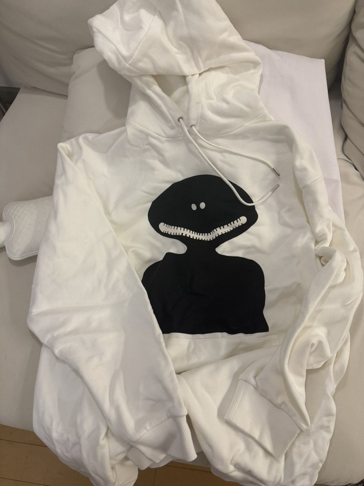Celine Celine White long hoodie with print Size US S / EU 44-46 / 1 - 1 Thumbnail